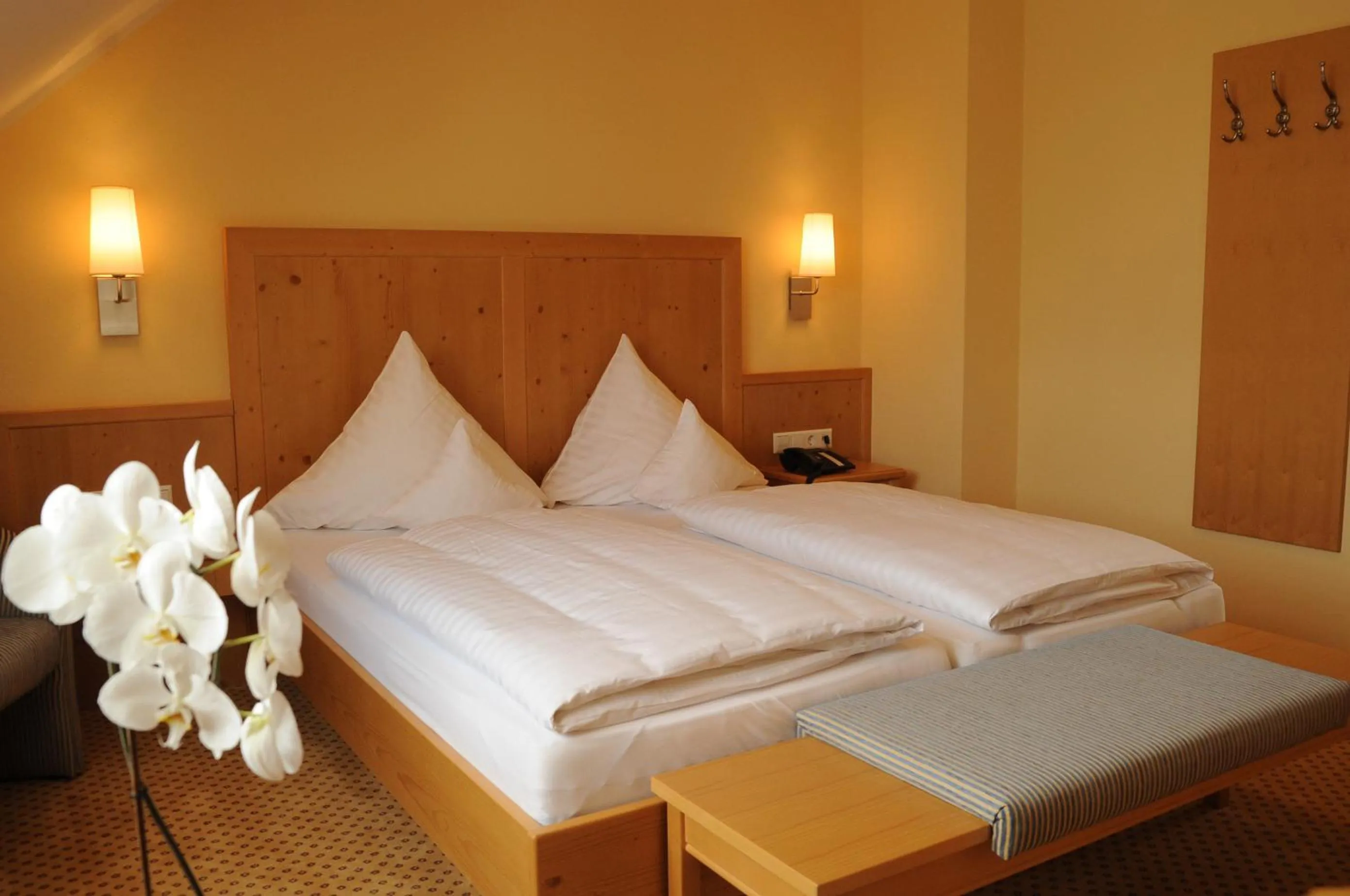 Bed in Beierleins Hotel & Catering GMBH