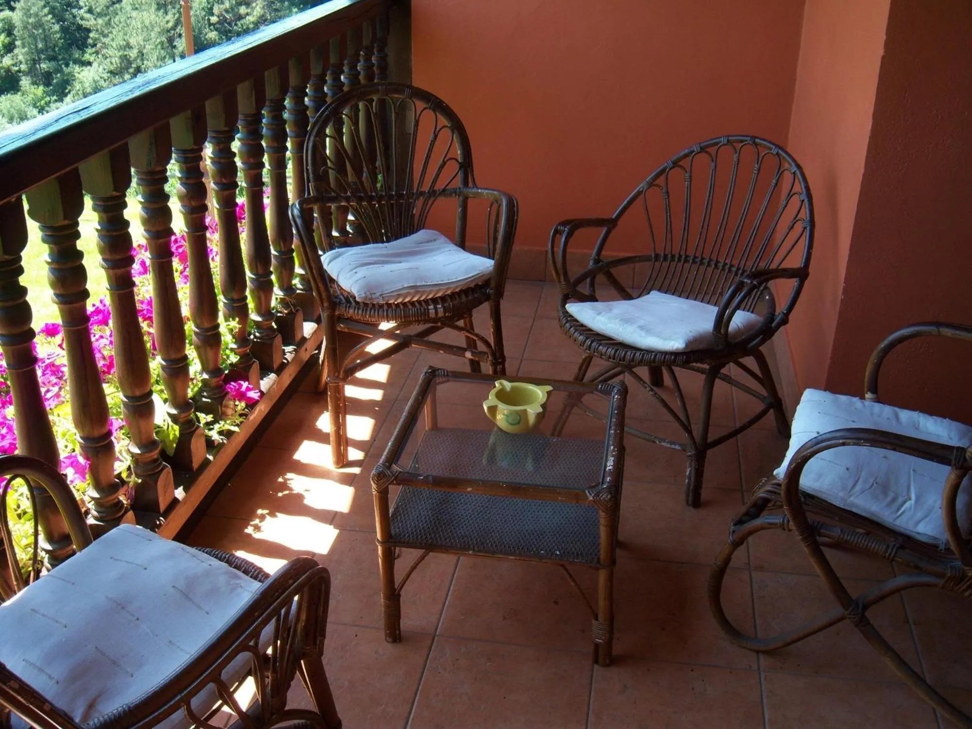 Balcony/Terrace in Kanpoeder - Adults Only