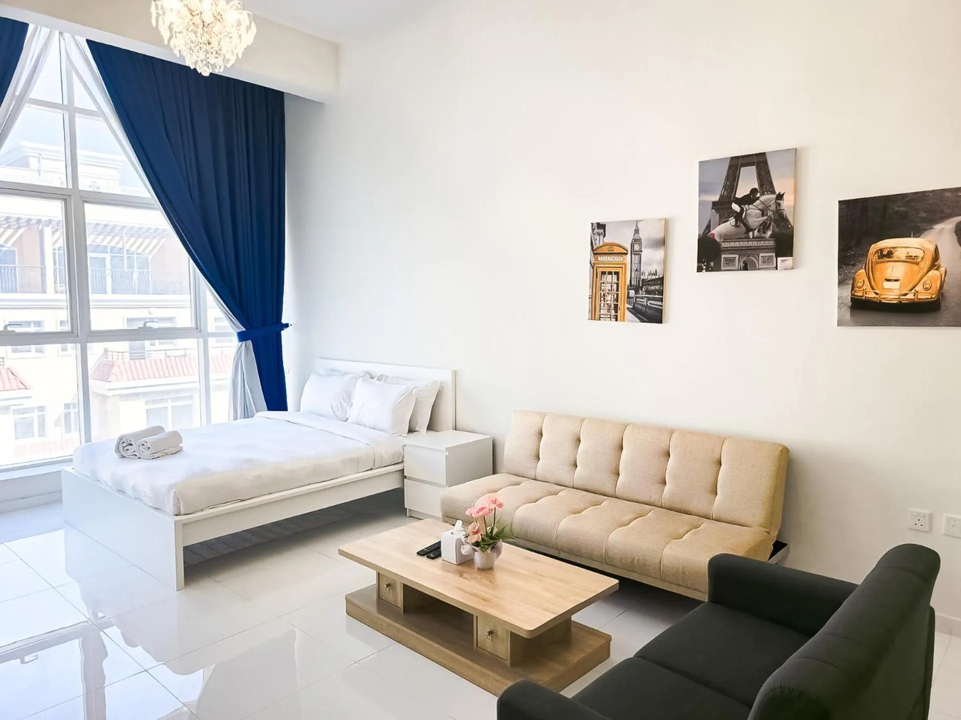 Bed in MK Residence JVC