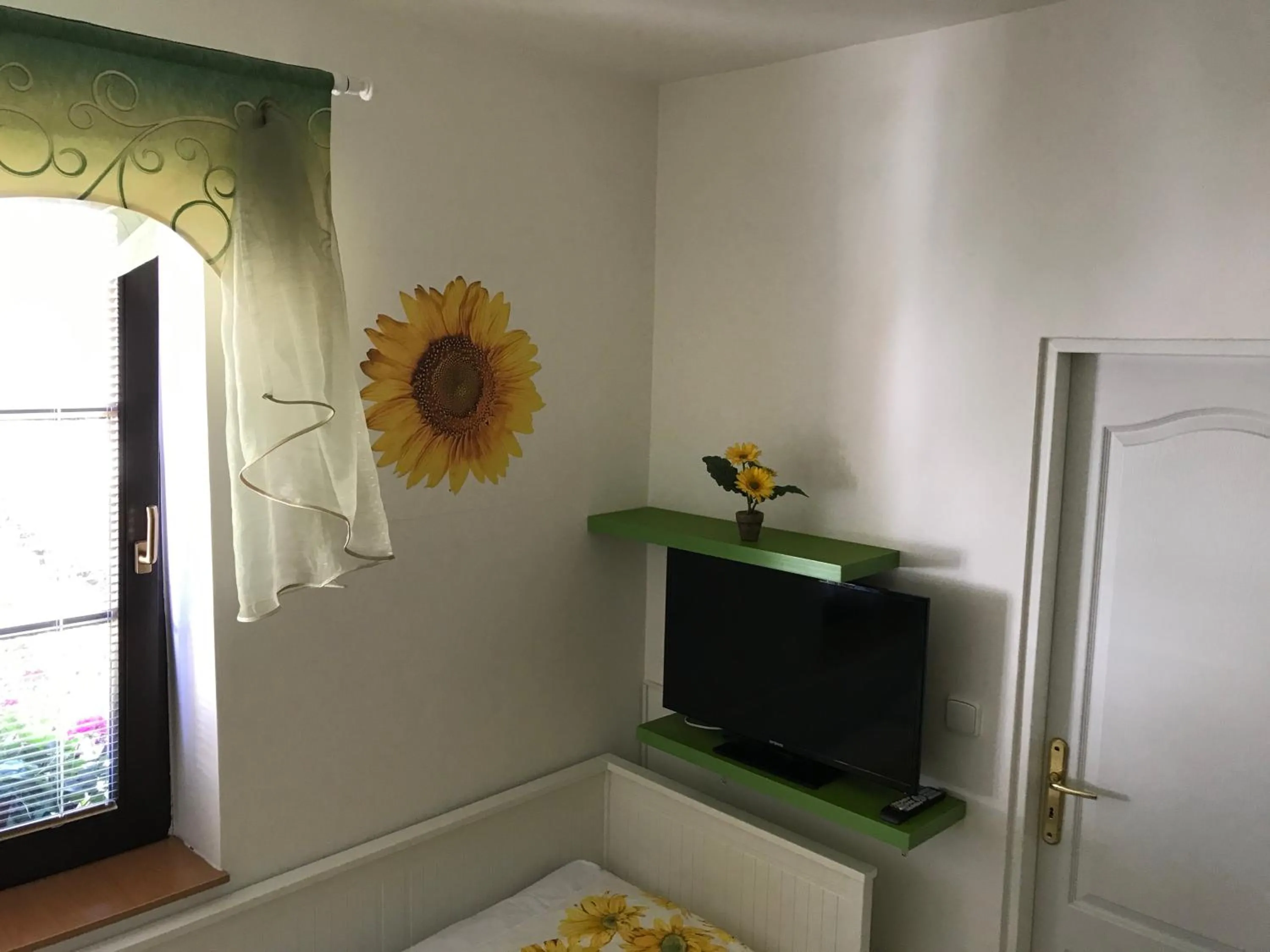 Single Room with Bathroom - single occupancy in U svatého Urbana