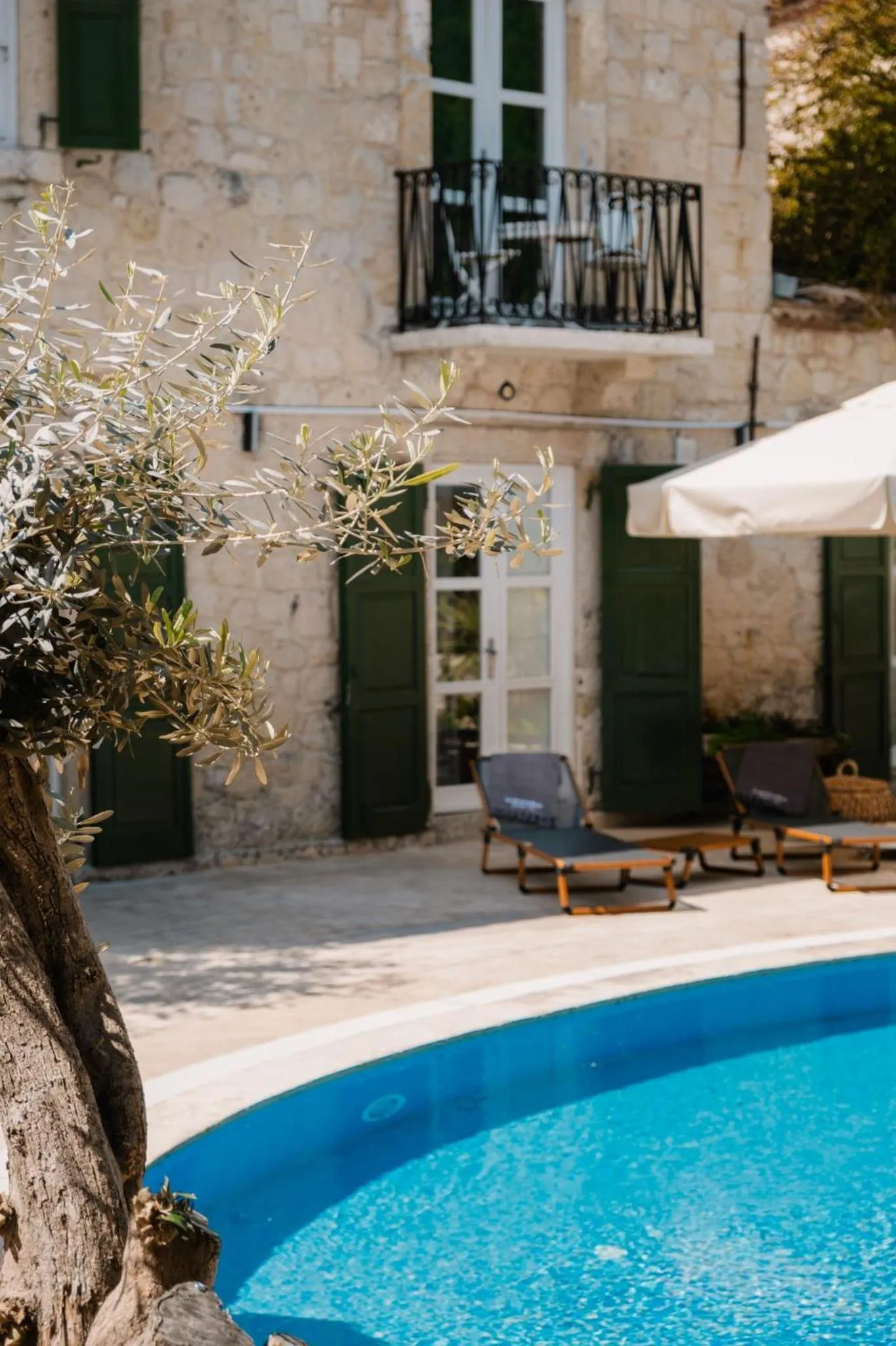 Property building in La Grenadine Hotel