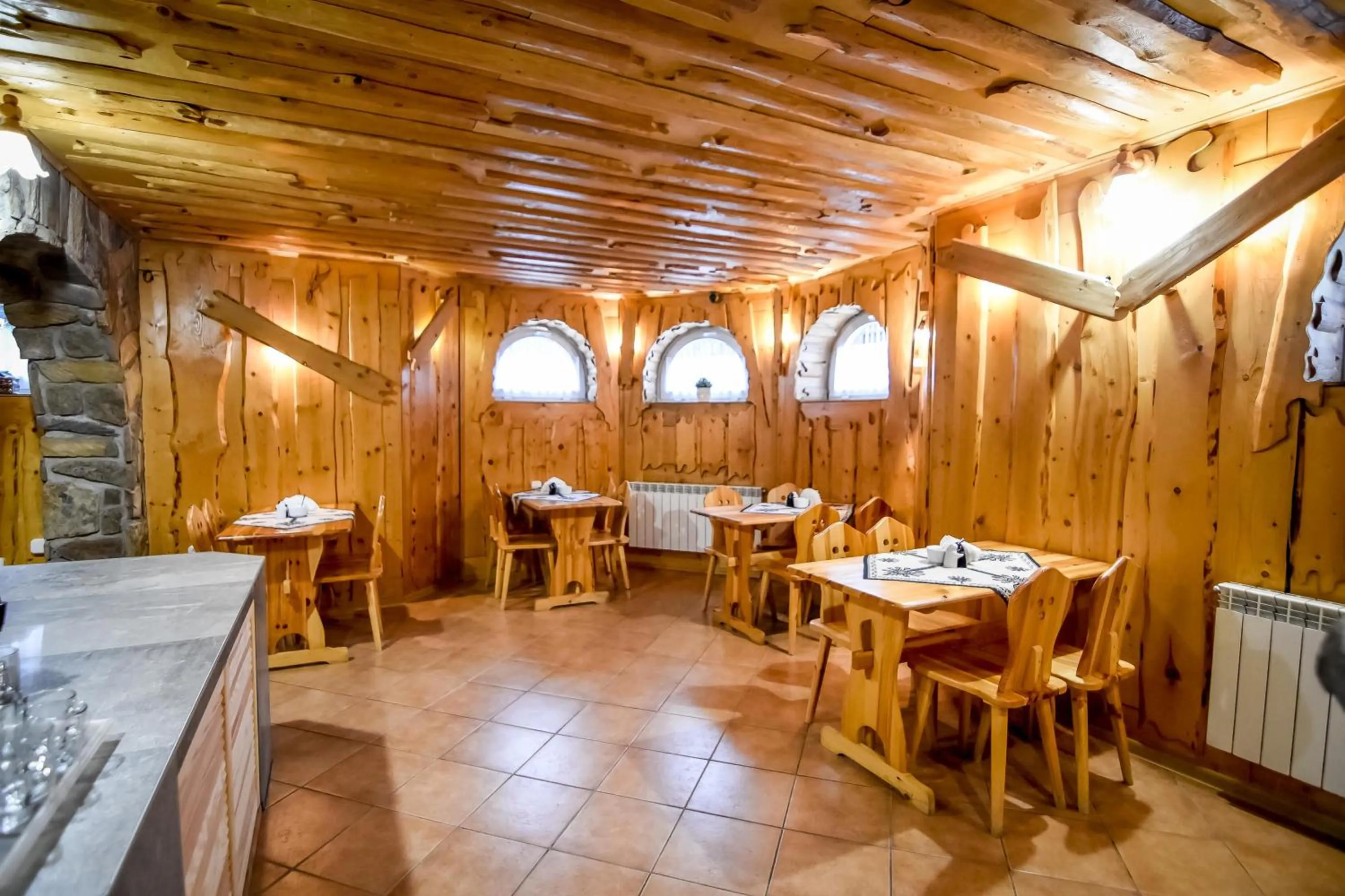 Restaurant/places to eat in Willa Znana