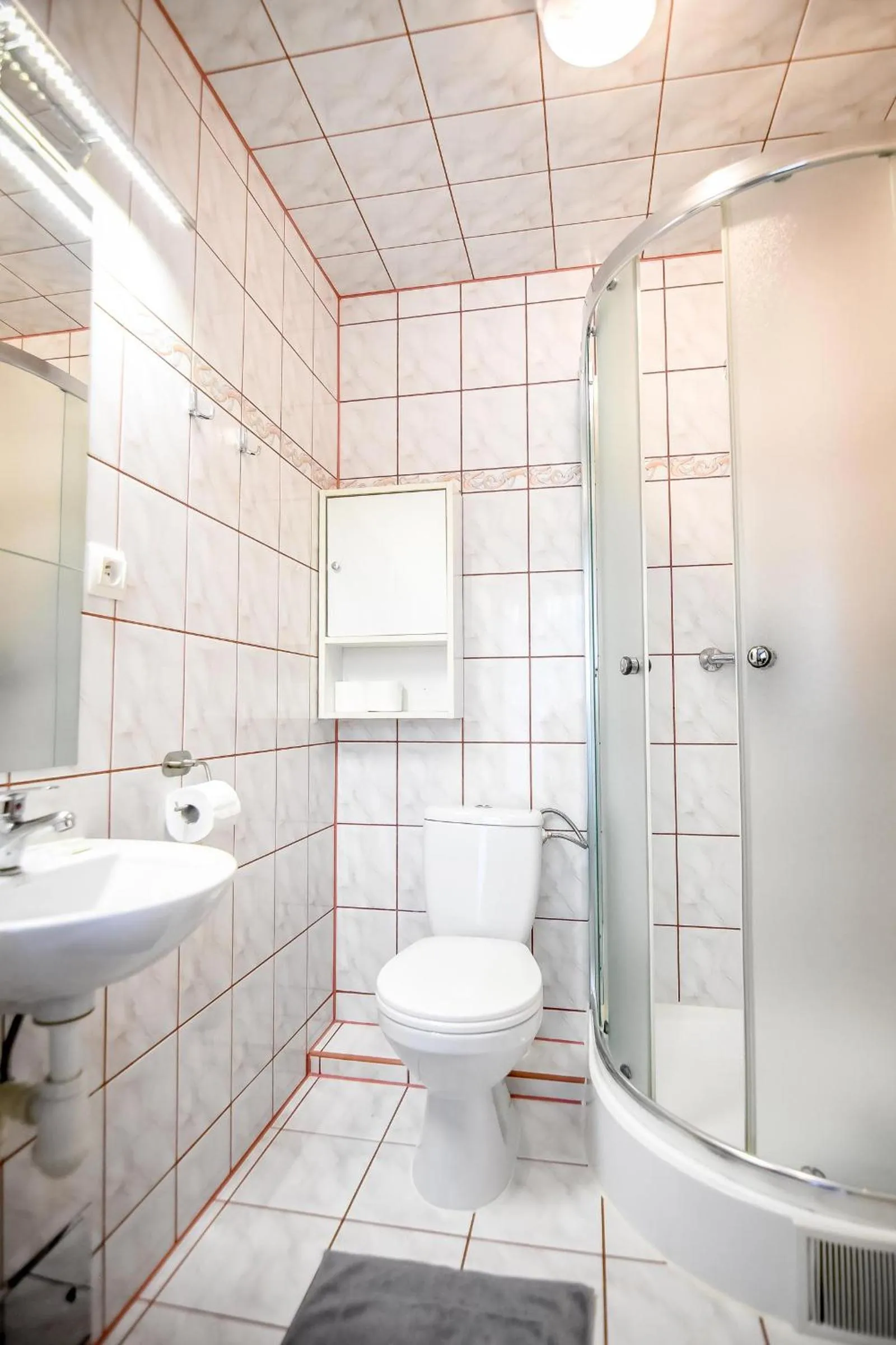 Shower in Willa Znana