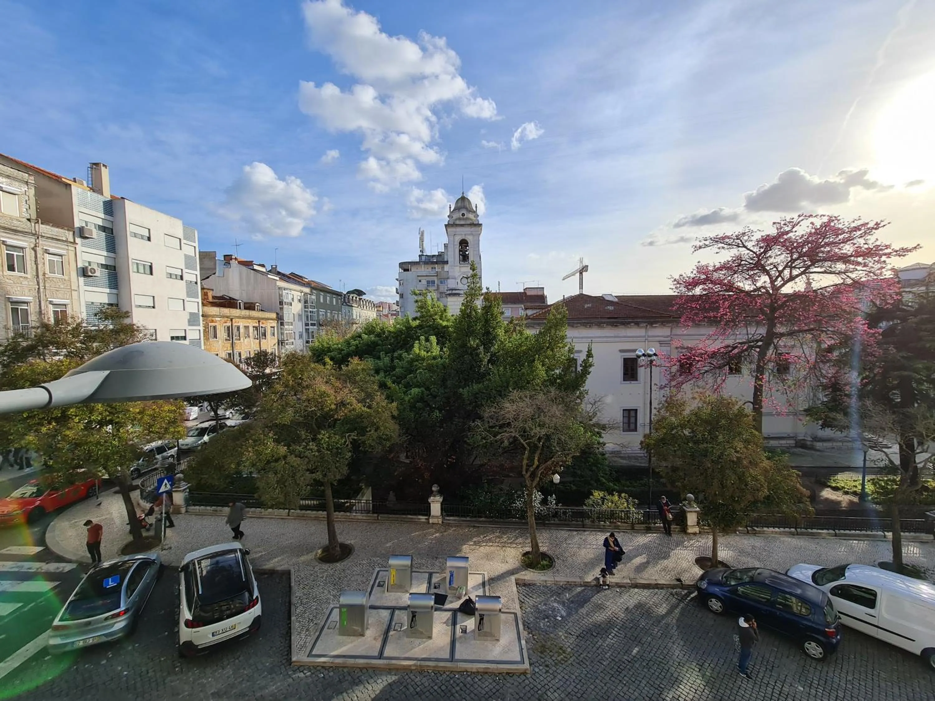 Shangri-La Hostel Anjos