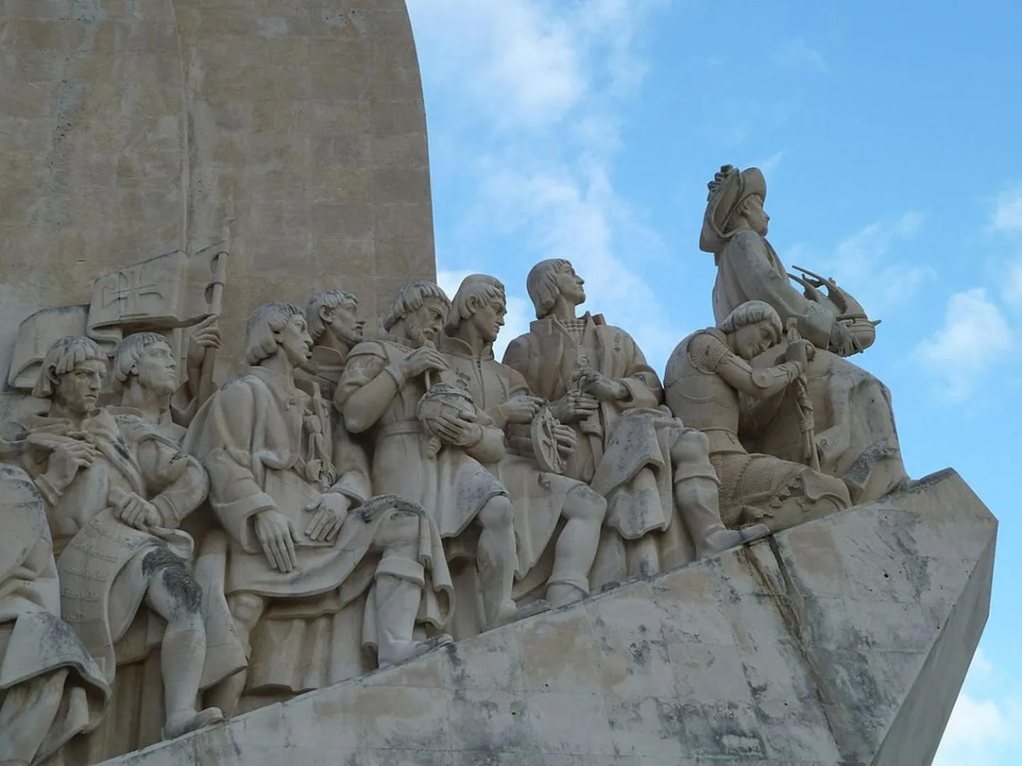 Shangri-La Hostel Anjos