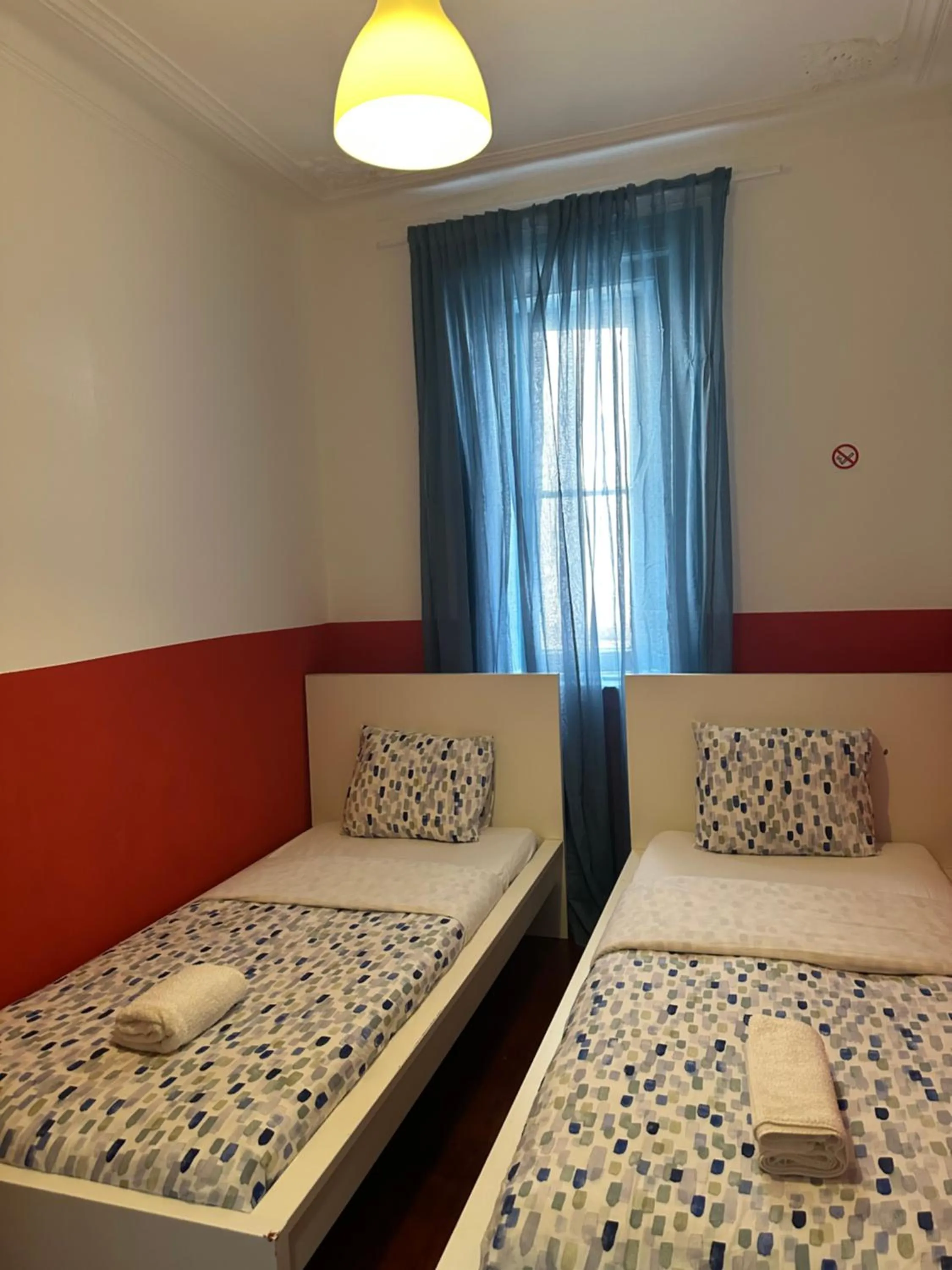 Bed in Shangri-La Hostel Anjos