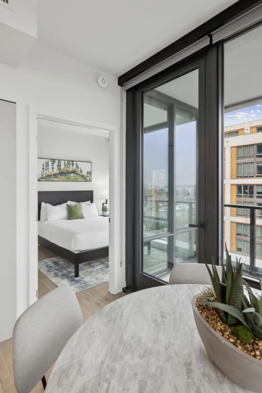 Bedroom, Bed in Placemakr Buzzard Point