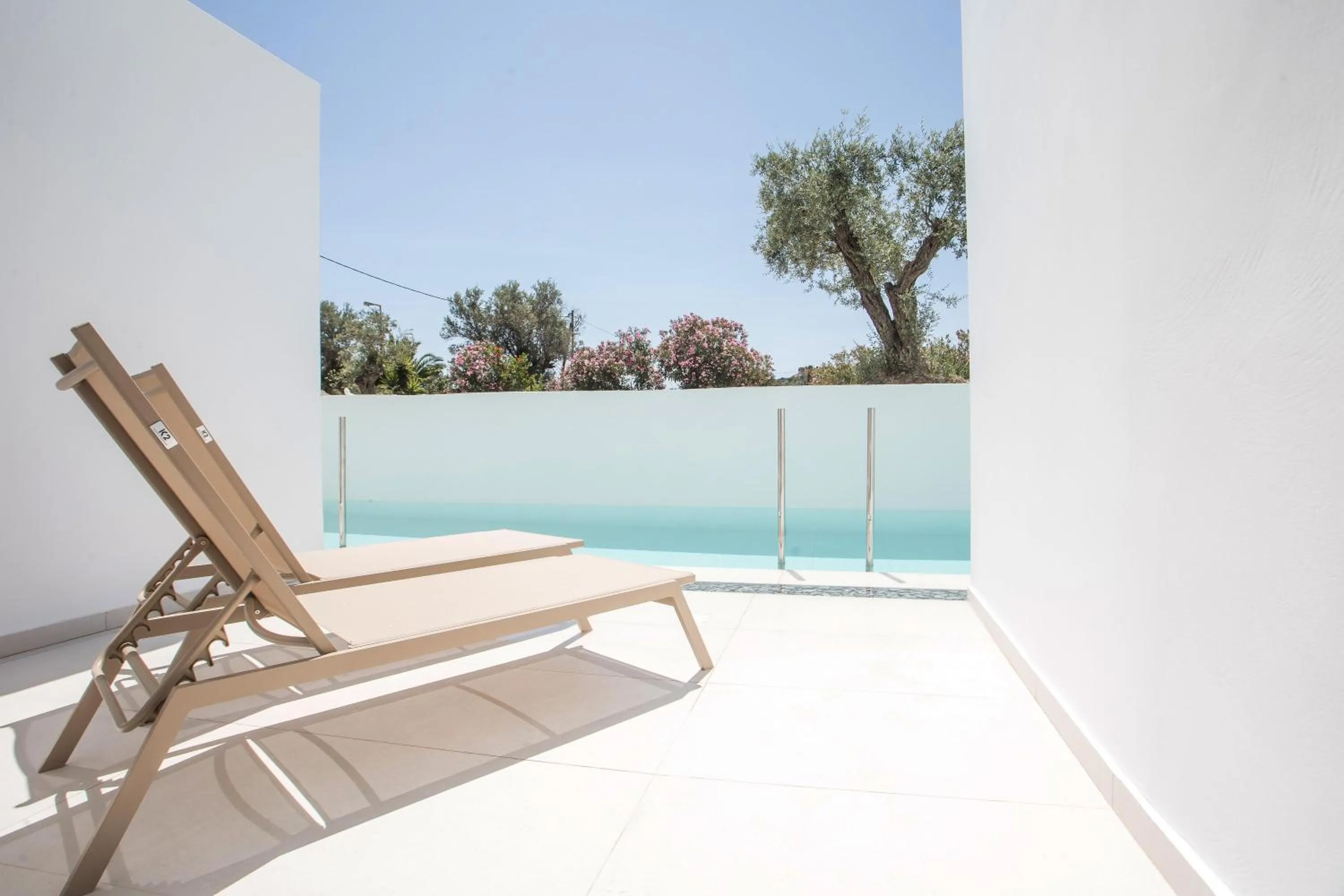 Photo of the whole room in Nikos BnB