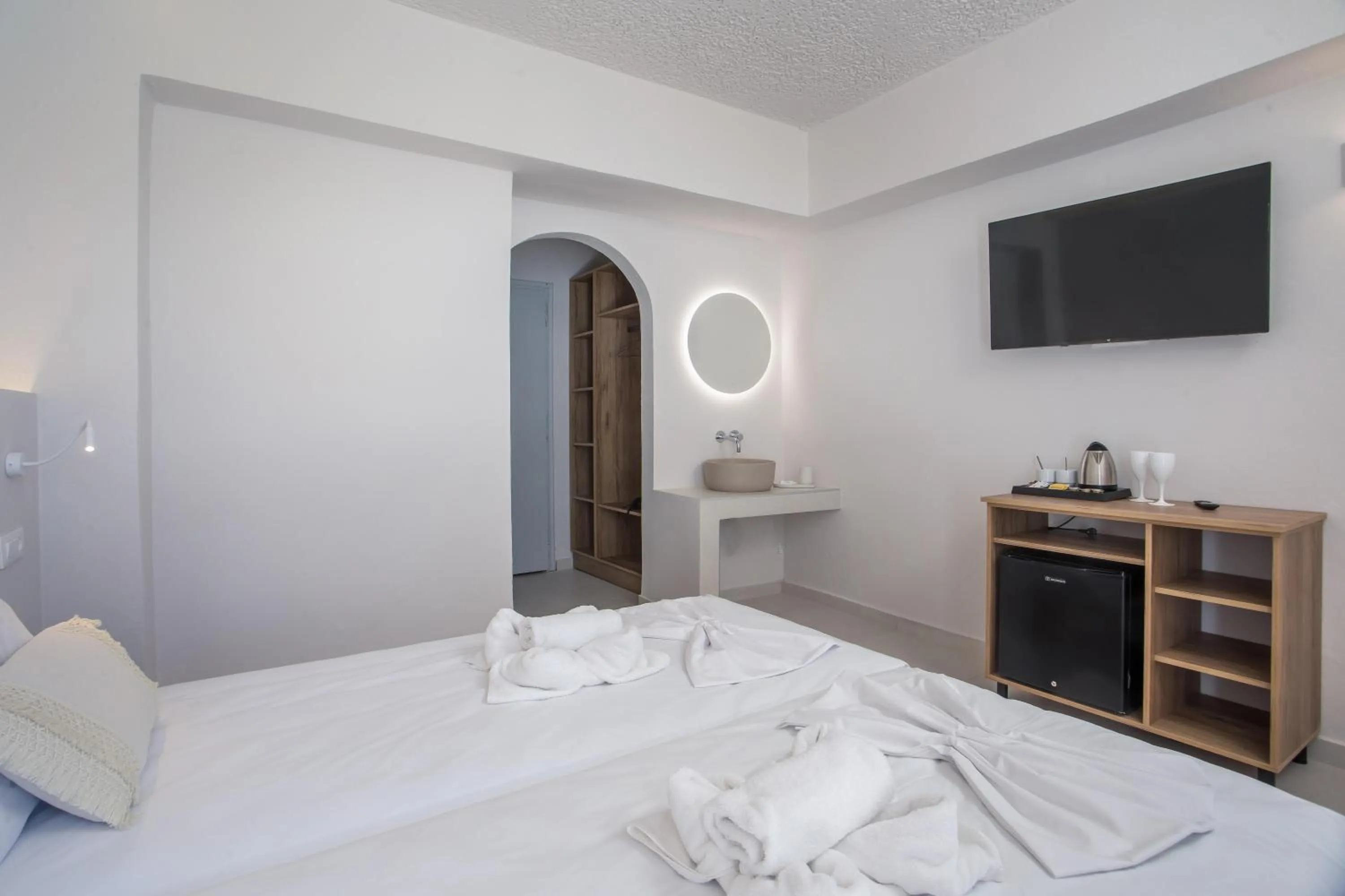 Photo of the whole room in Nikos BnB