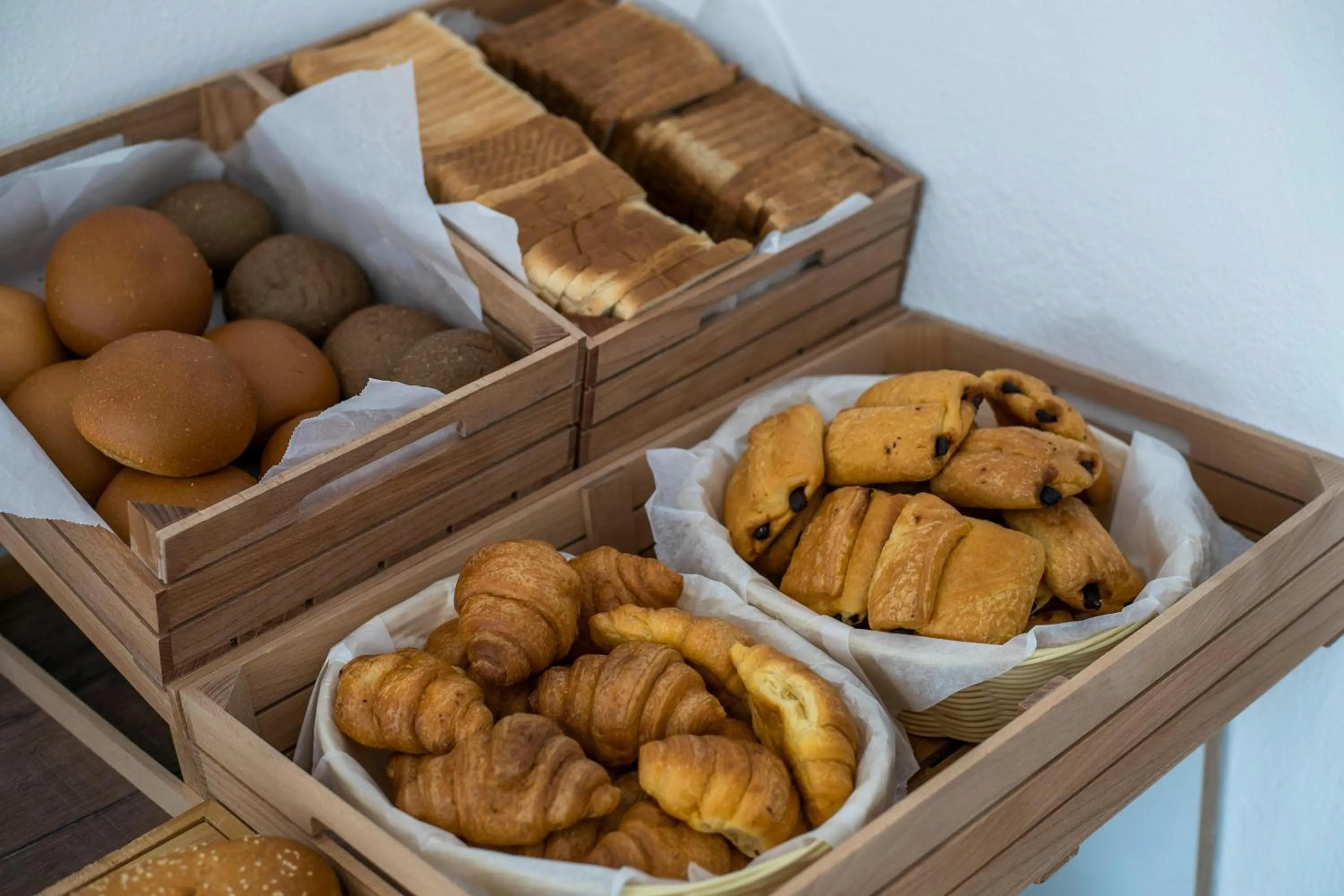 Restaurant/places to eat in Nikos BnB