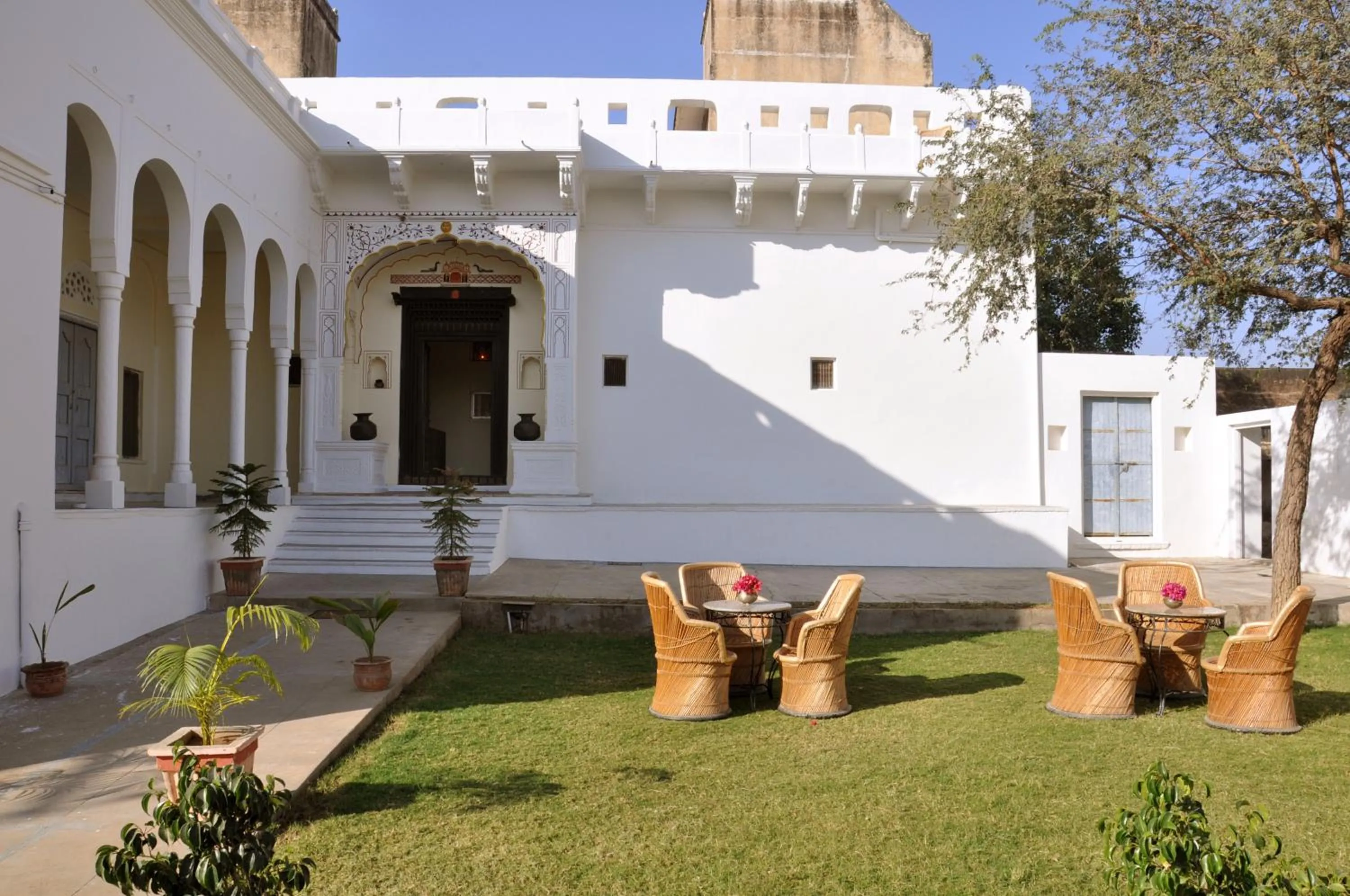 Garden in Hotel Chobdar Haveli