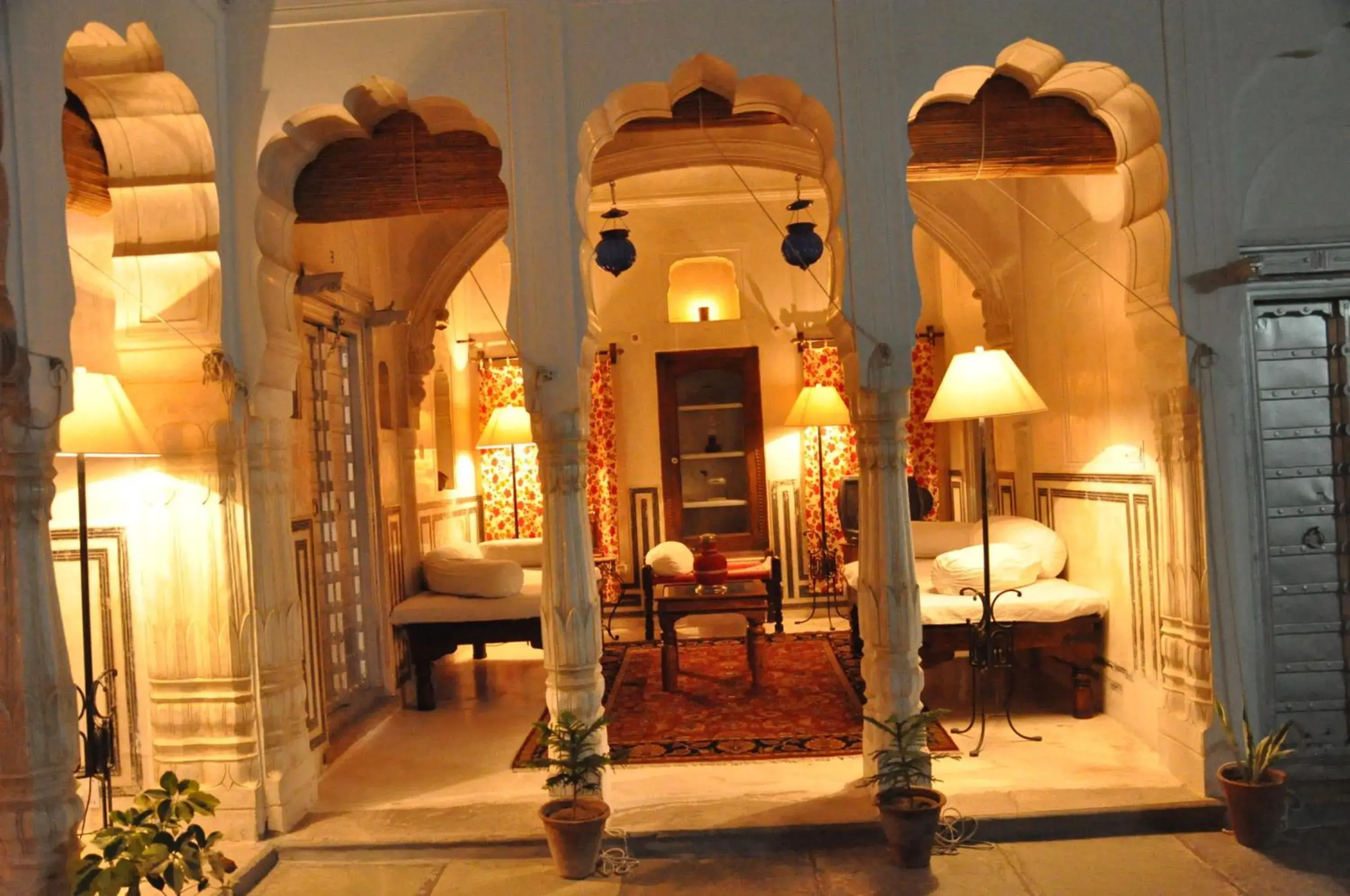 Deluxe Double Room - single occupancy in Hotel Chobdar Haveli Deluxe Double Room - single occupancy in Hotel Chobdar Haveli