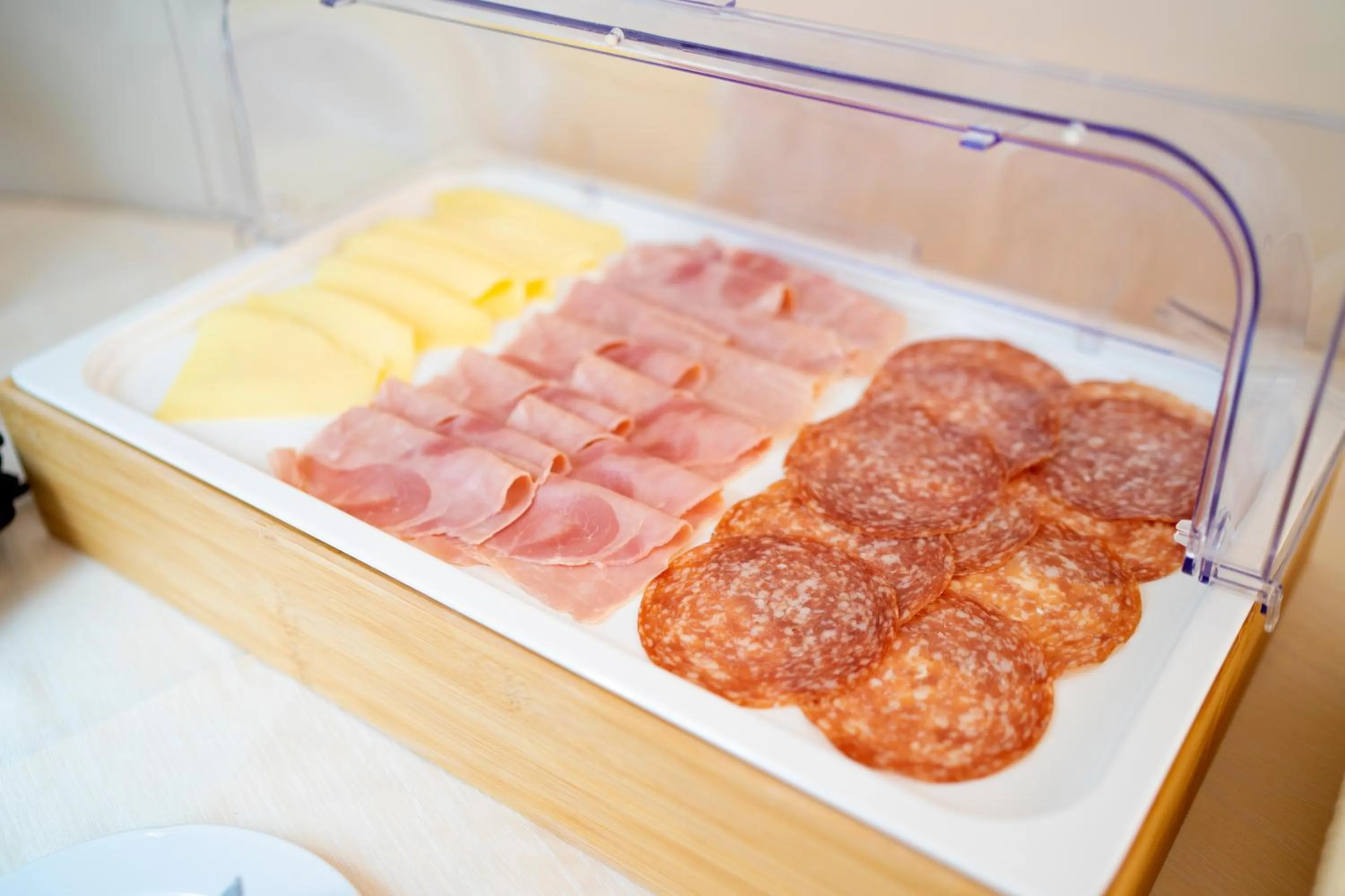 Food and drinks in Hotel Mara