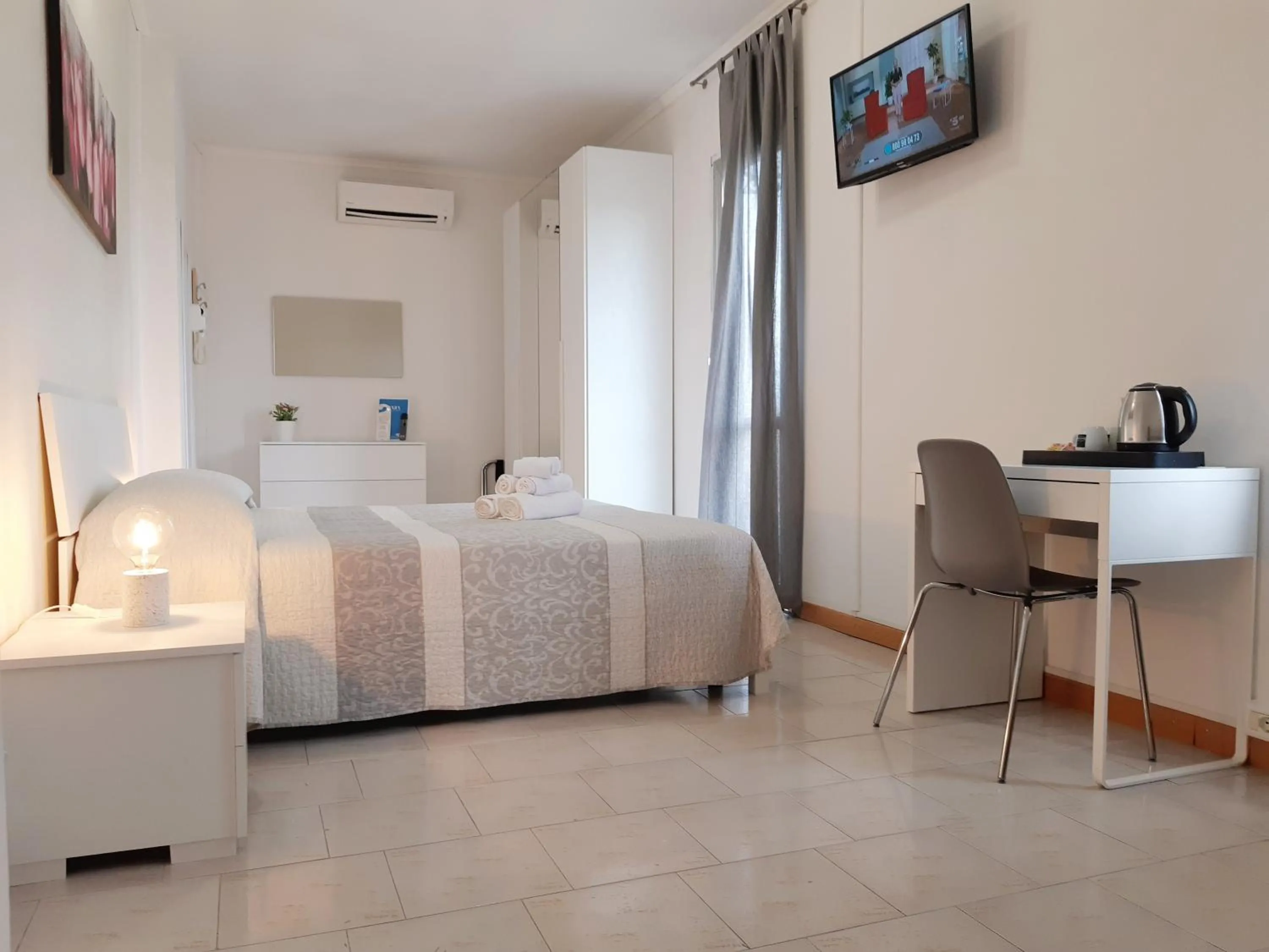 Photo of the whole room, Bed in Hotel Mara