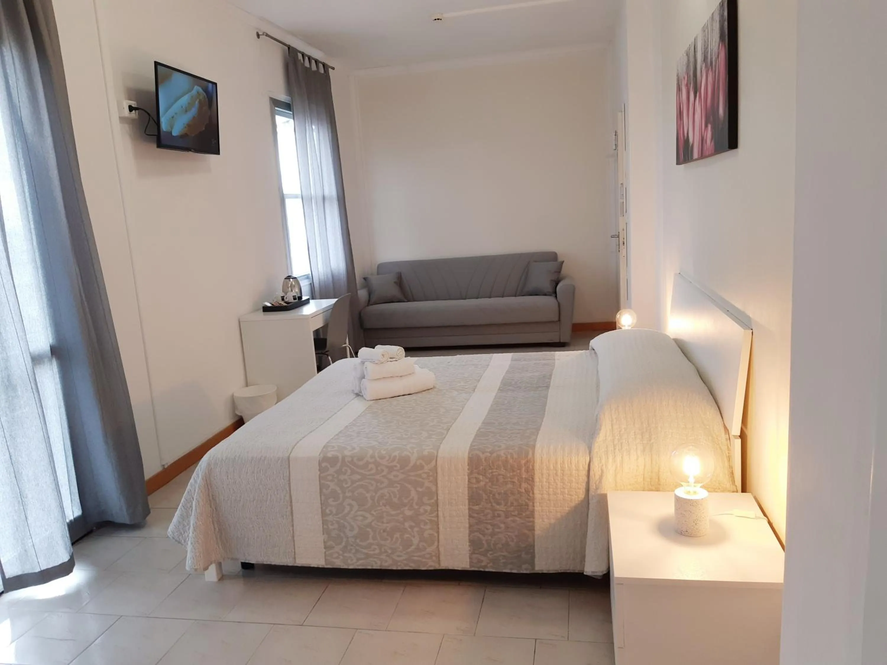 Photo of the whole room, Bed in Hotel Mara