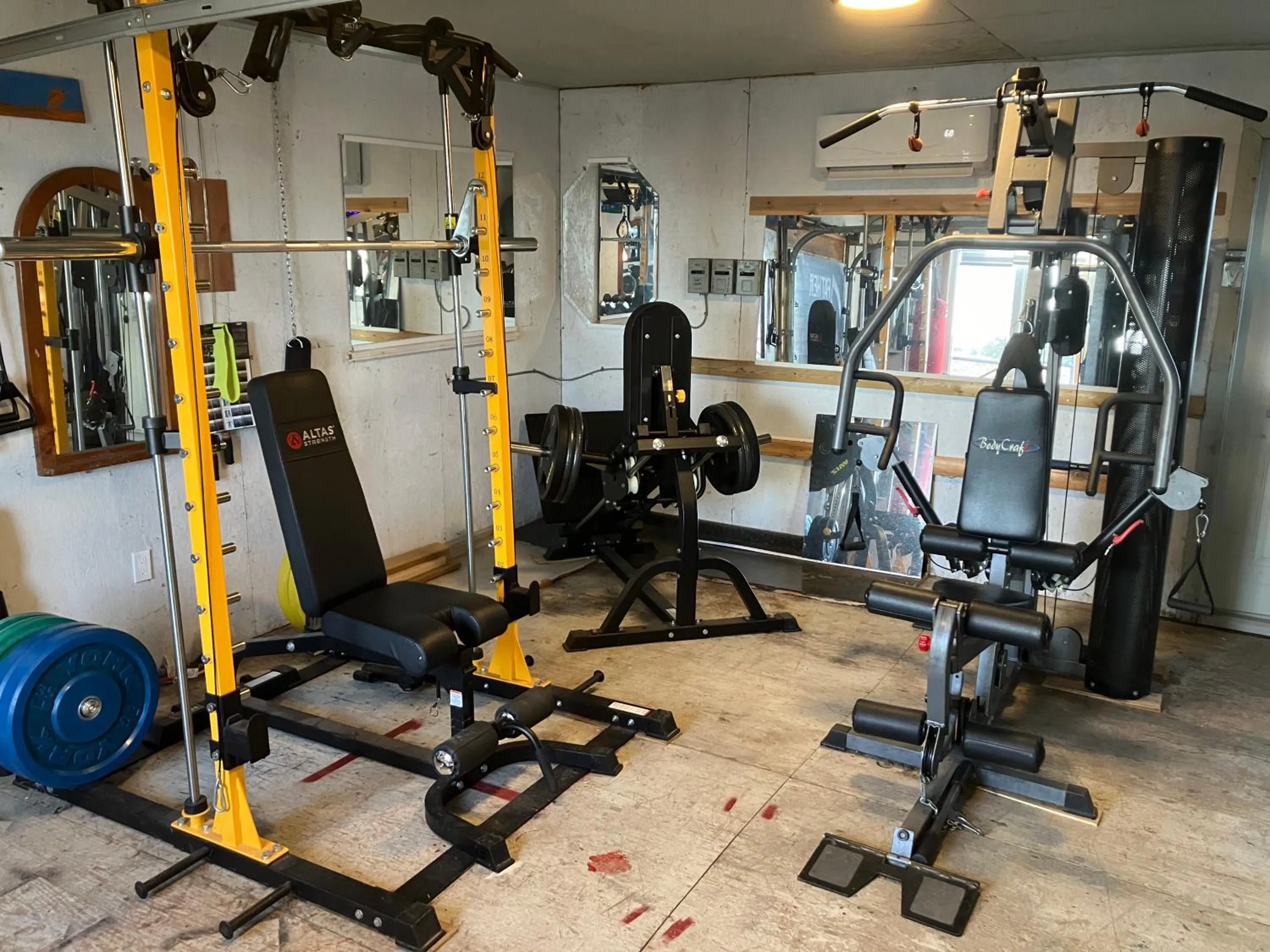 Fitness centre/facilities in The Iona Heights Inn