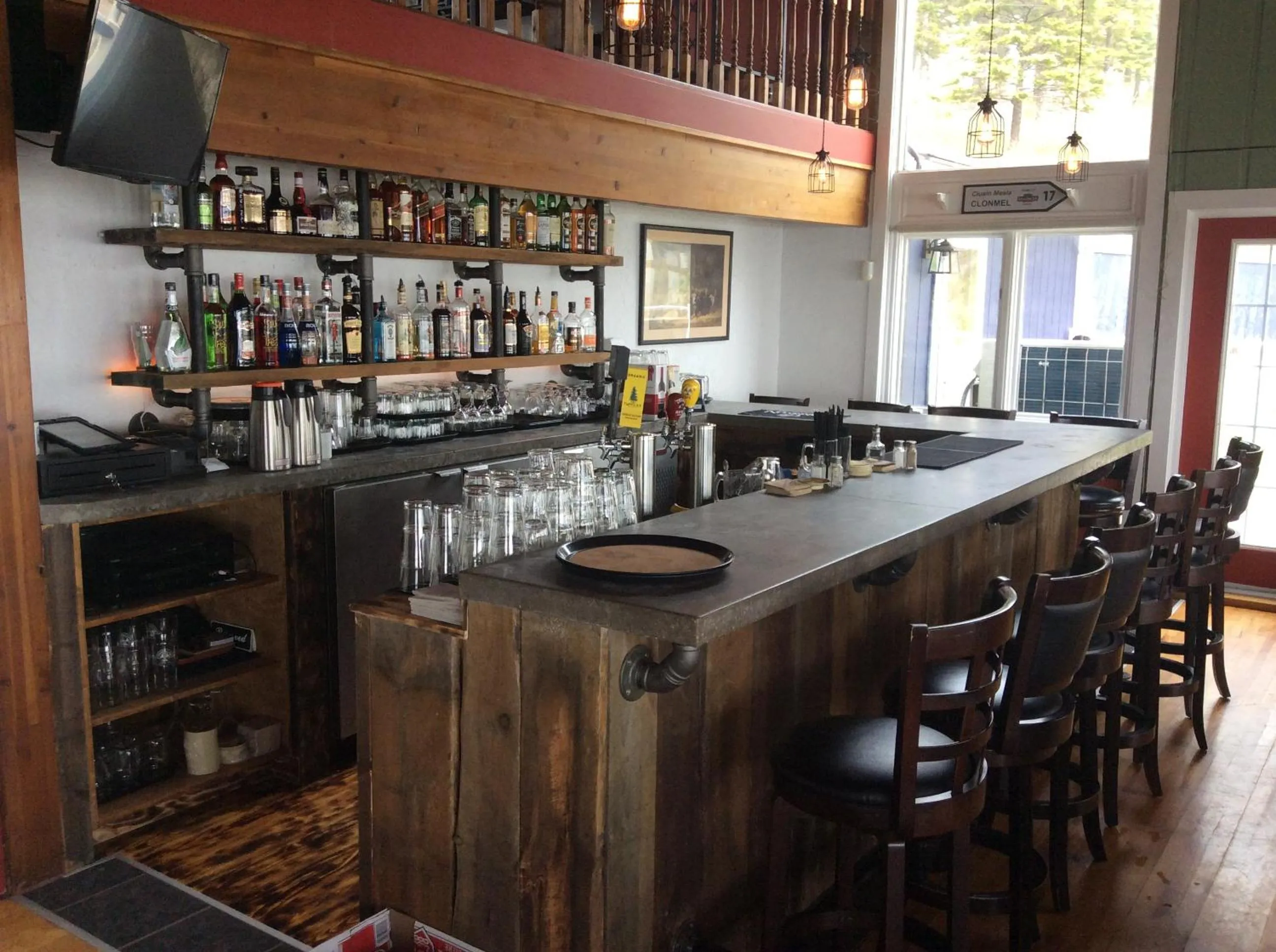 Lounge or bar in The Iona Heights Inn