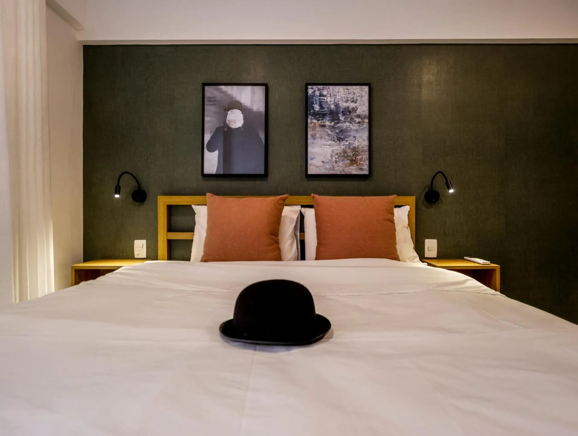 Bed in Charlie Flora Jardim Botânico