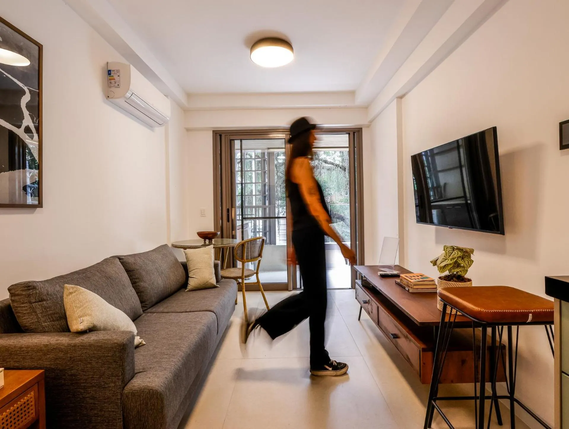 Day in Charlie Flora Jardim Botânico