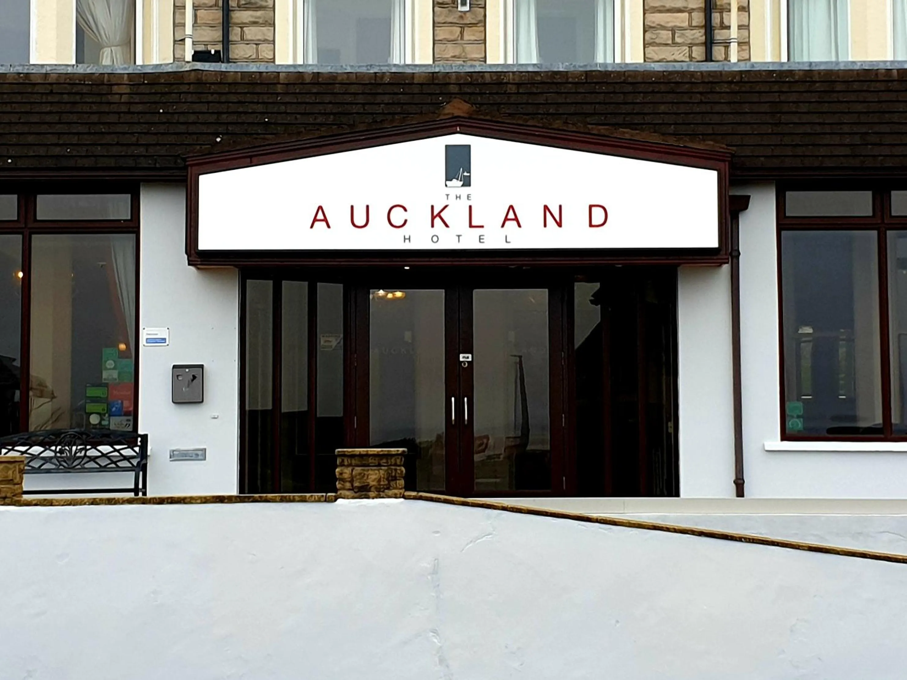 Facade/entrance in The Auckland Hotel
