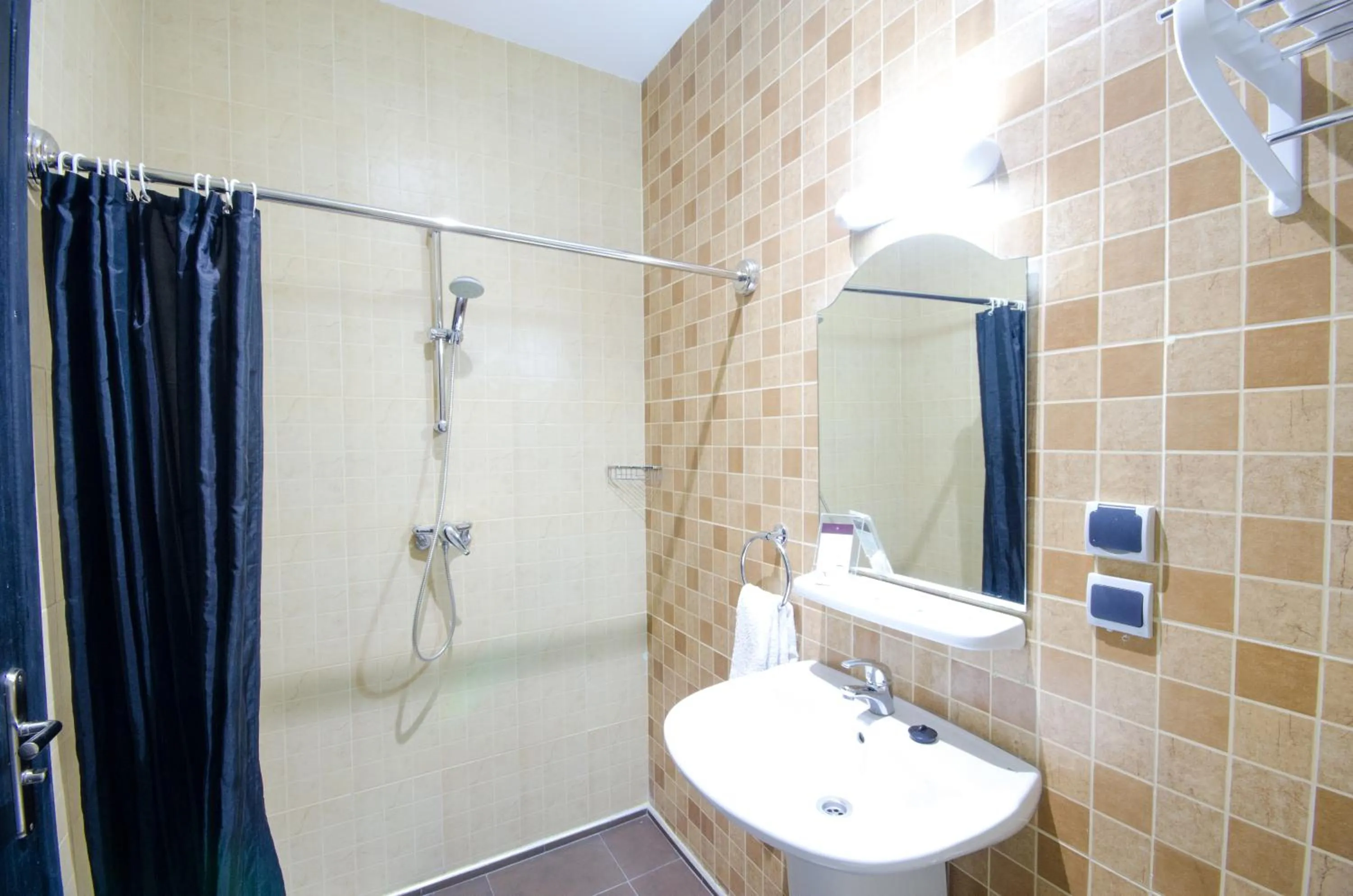 Shower in INOU Hotel Aourir