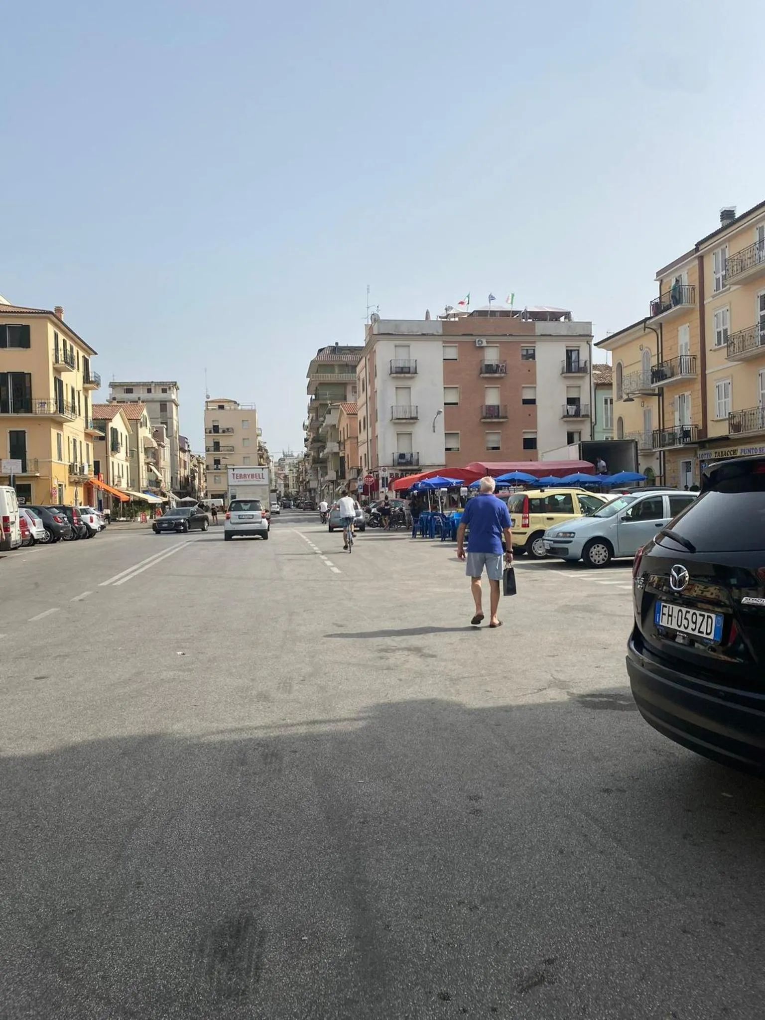 Street view in Casa Riri