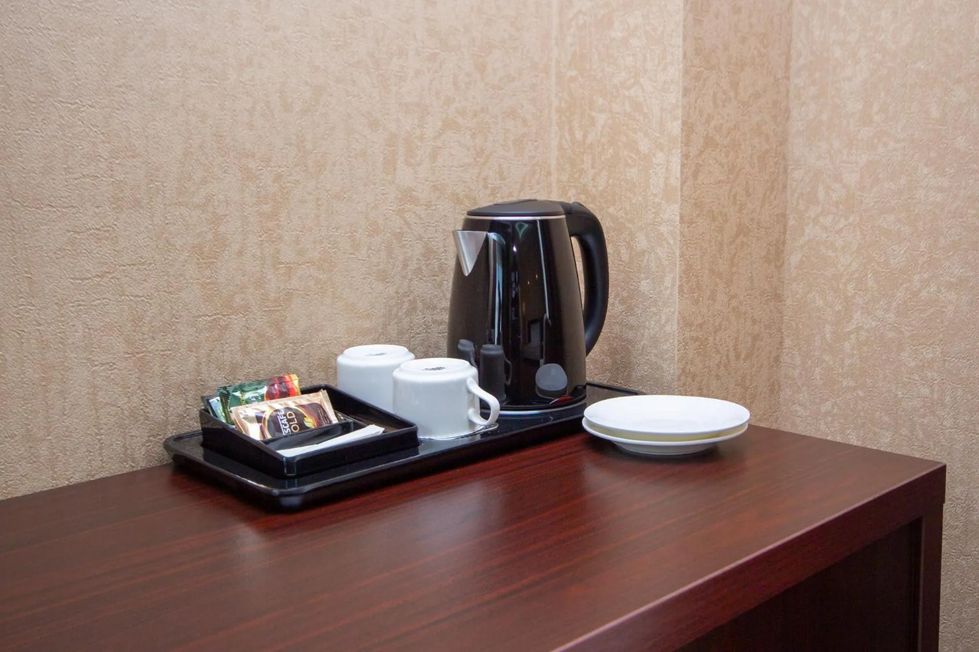 Coffee/tea facilities in Marionn Hotel