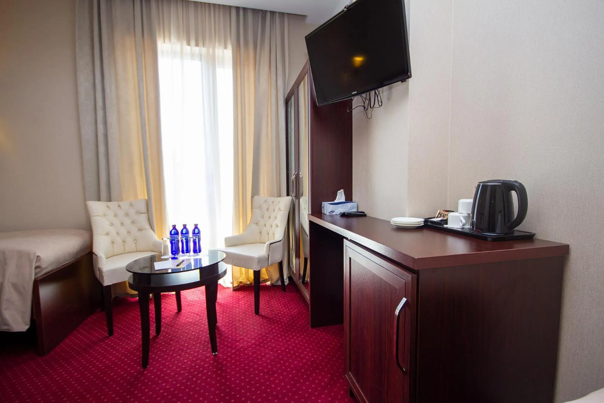 TV and multimedia in Marionn Hotel