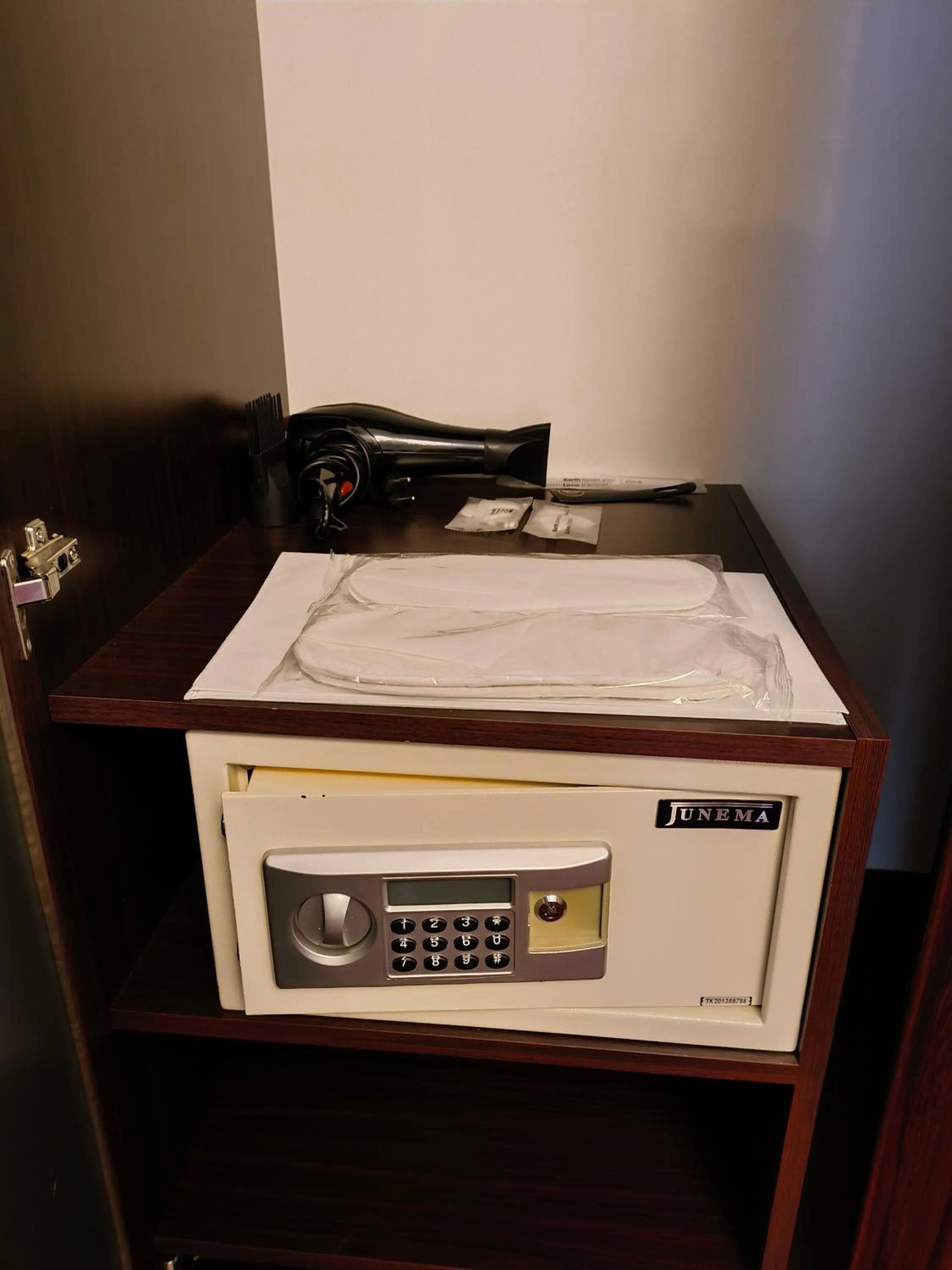 safe in Marionn Hotel