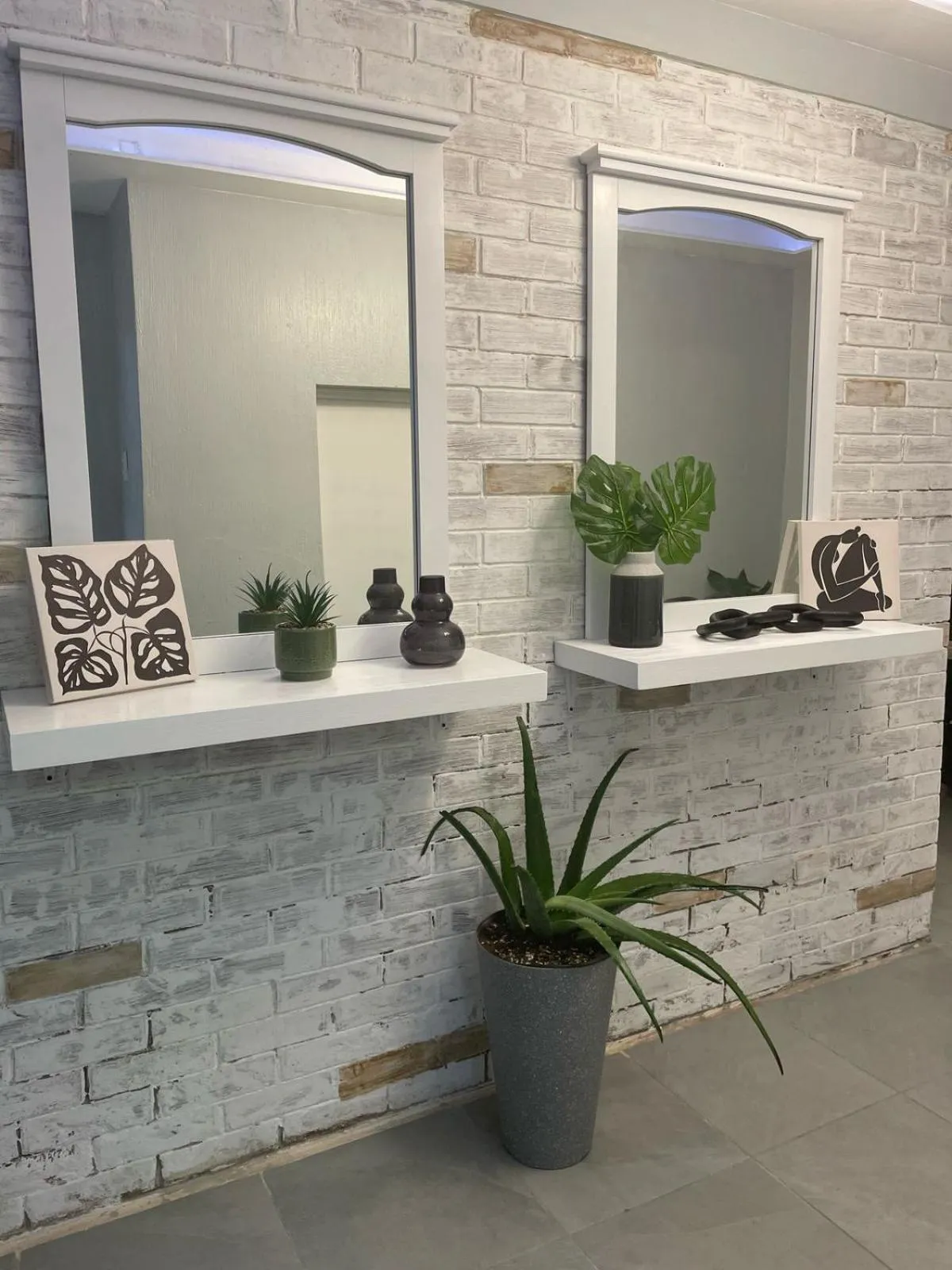 Ayari Bed & Breakfast