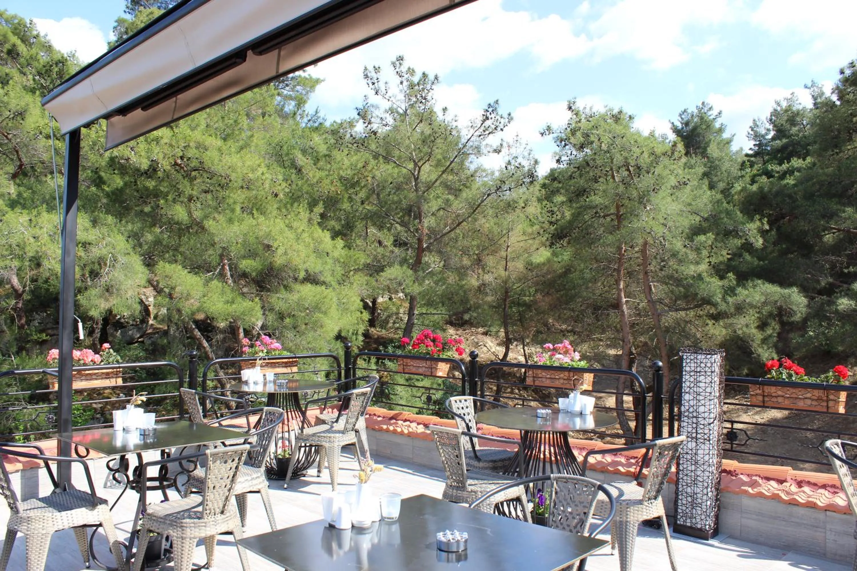 Balcony/Terrace in Kazdaglari Karye Müze Hotel