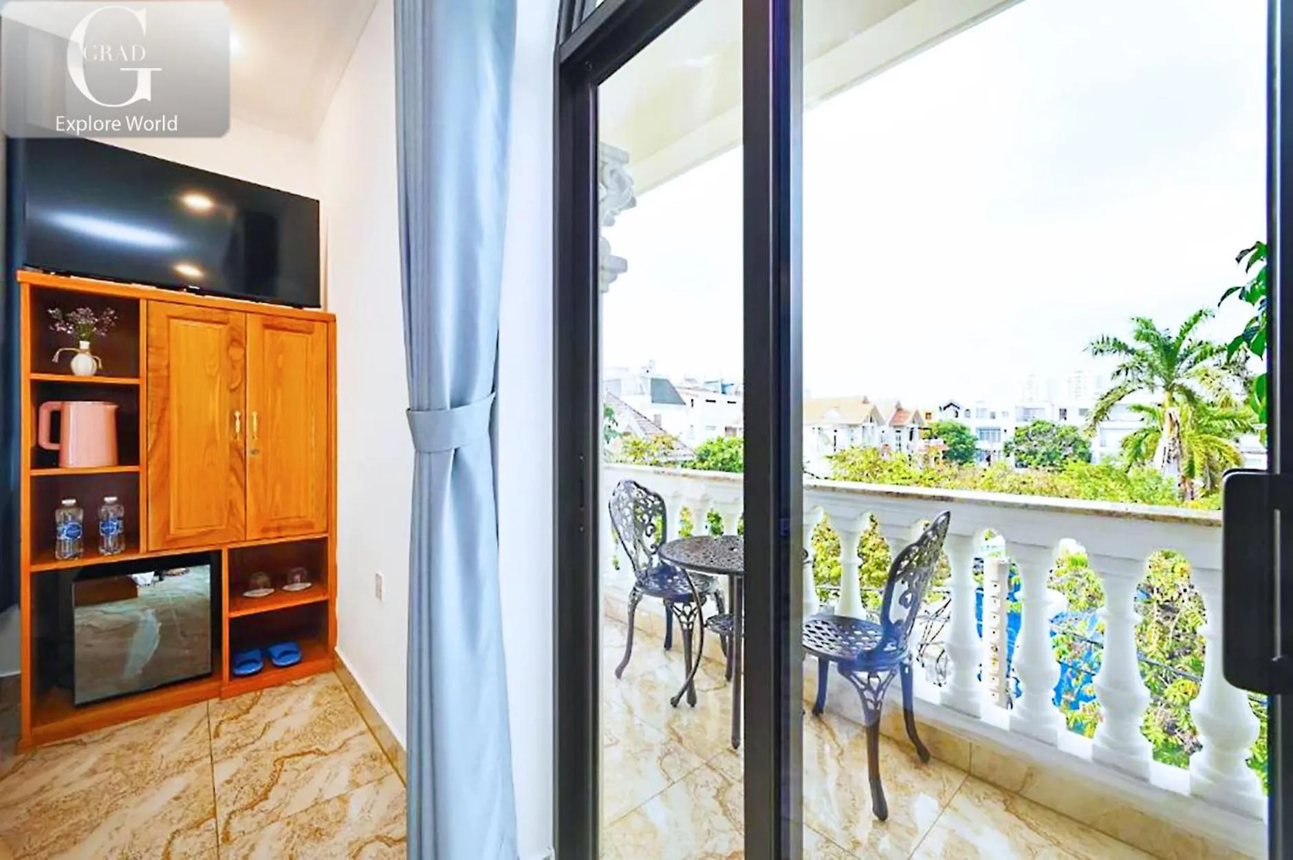 View (from property/room) in Ly Ly Hotel 2