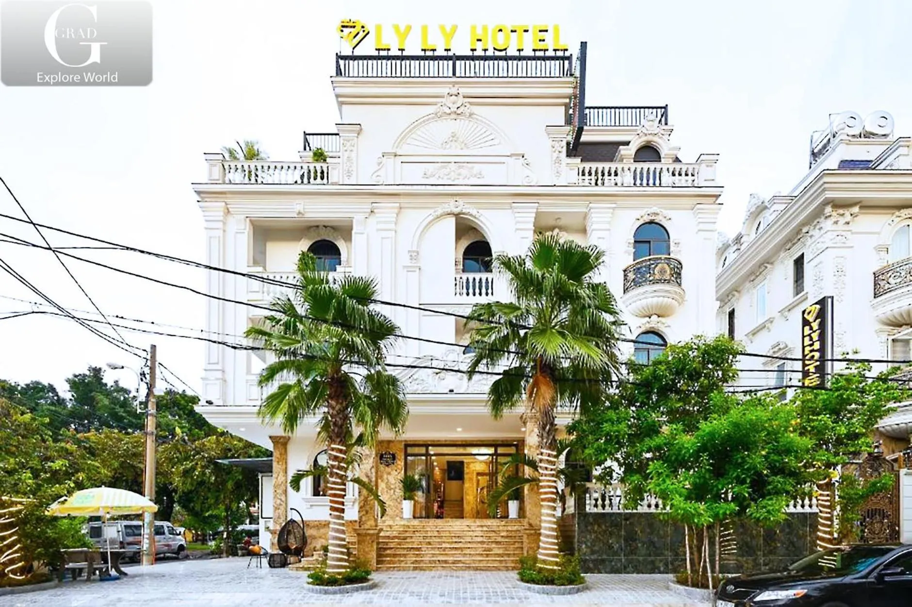 Property building in Ly Ly Hotel 2