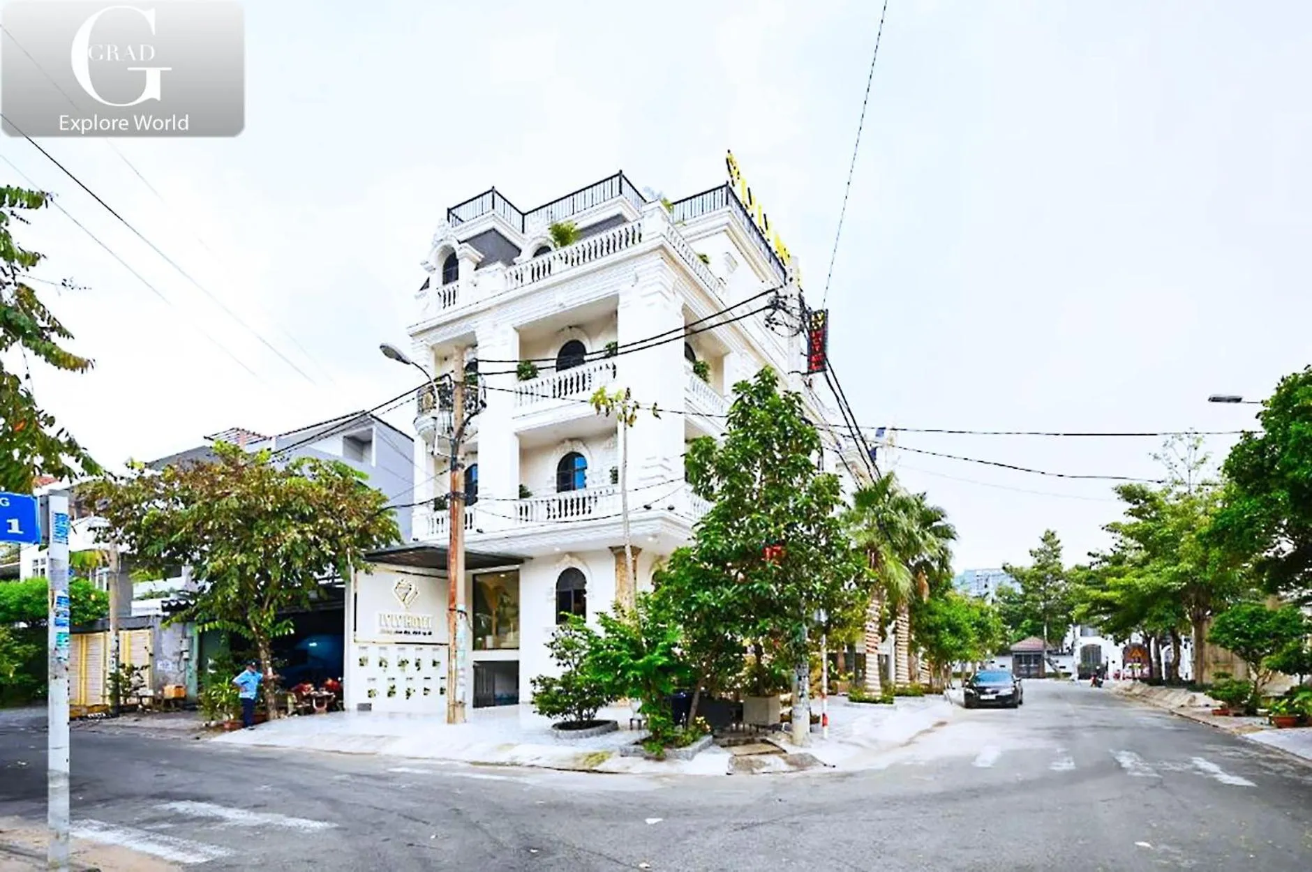 Property building in Ly Ly Hotel 2