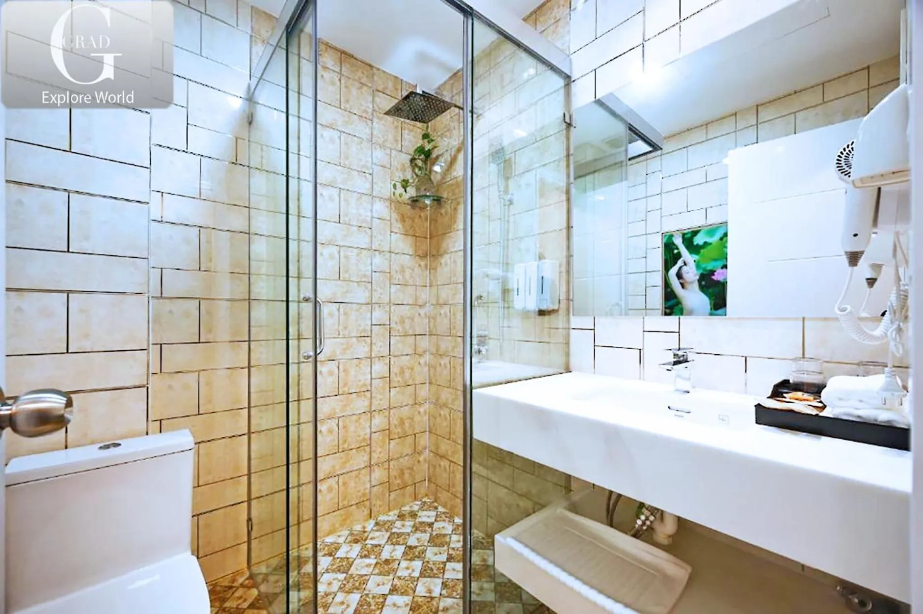 Toilet in Ly Ly Hotel 2