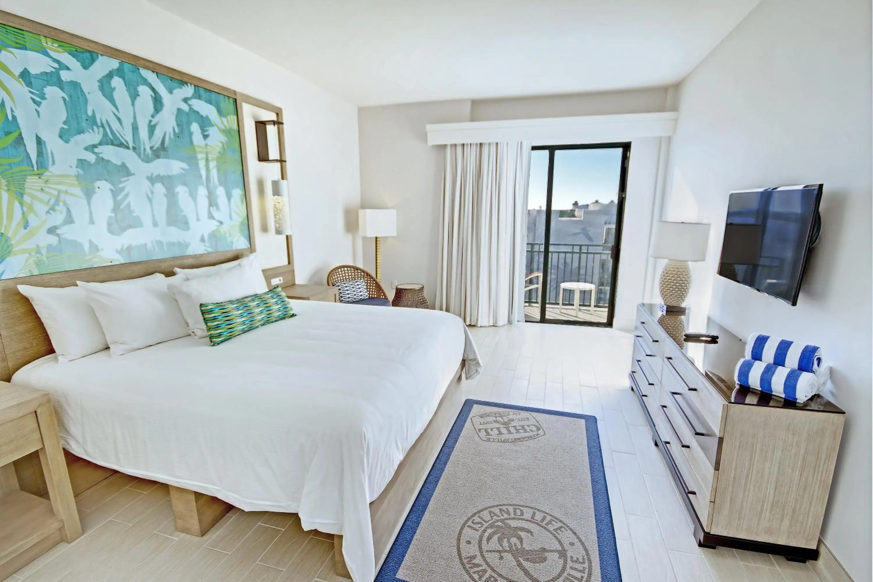 Bedroom, Bed in Margaritaville Vacation Club - Rio Mar