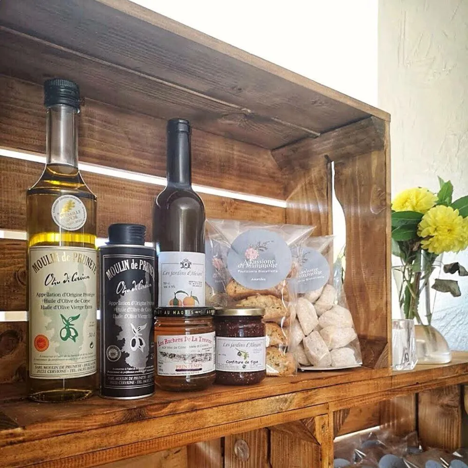 Supermarket/grocery shop in Le Refuge Orezza