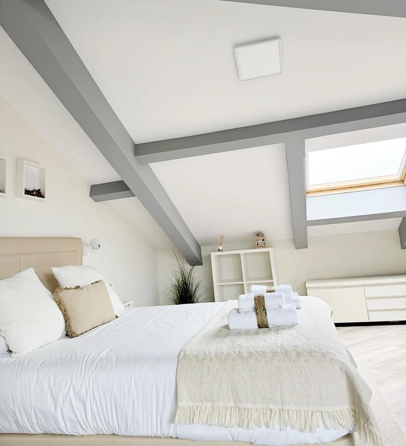 Llanes Suites