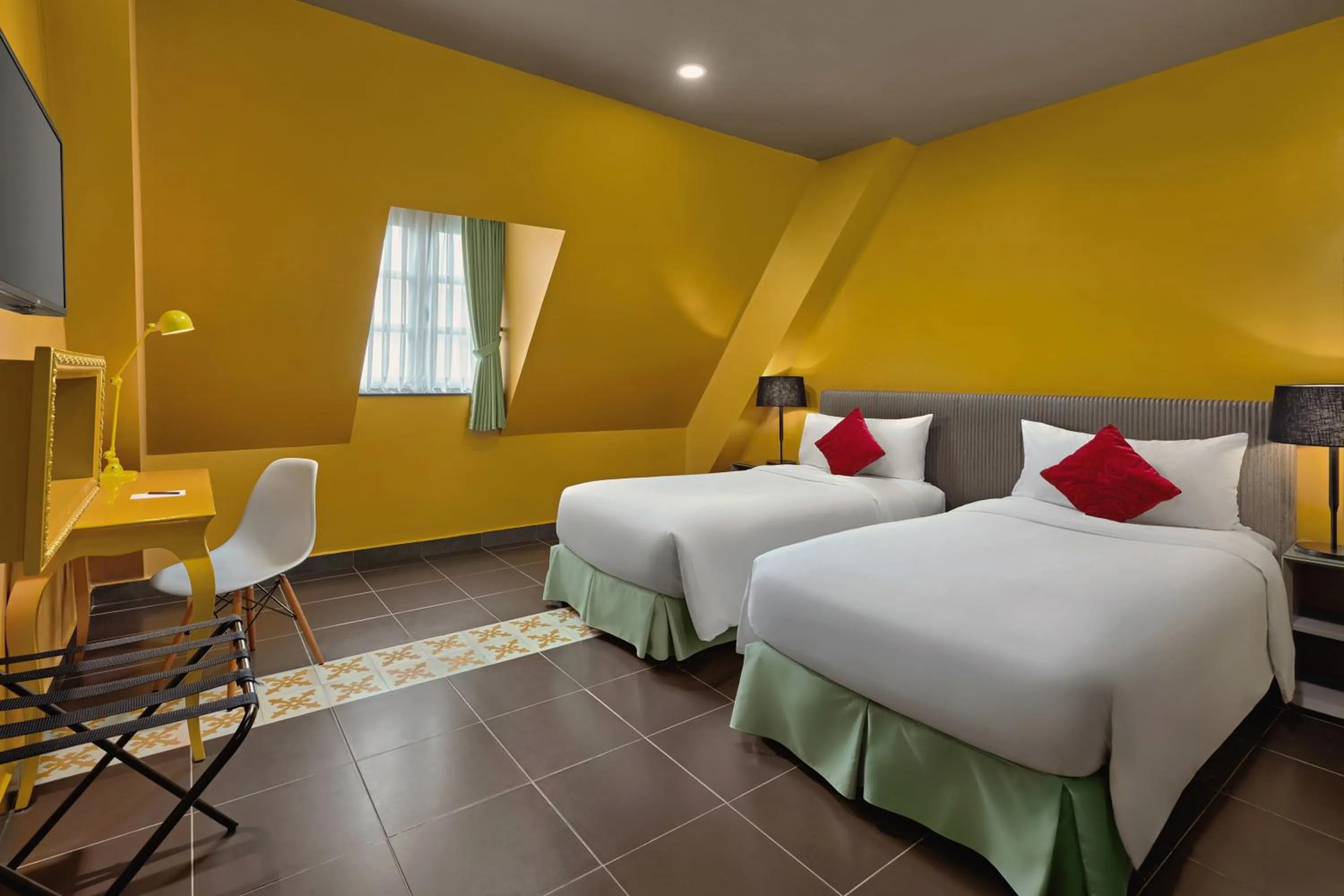 Bedroom, Bed in Mercure Danang French Village Bana Hills