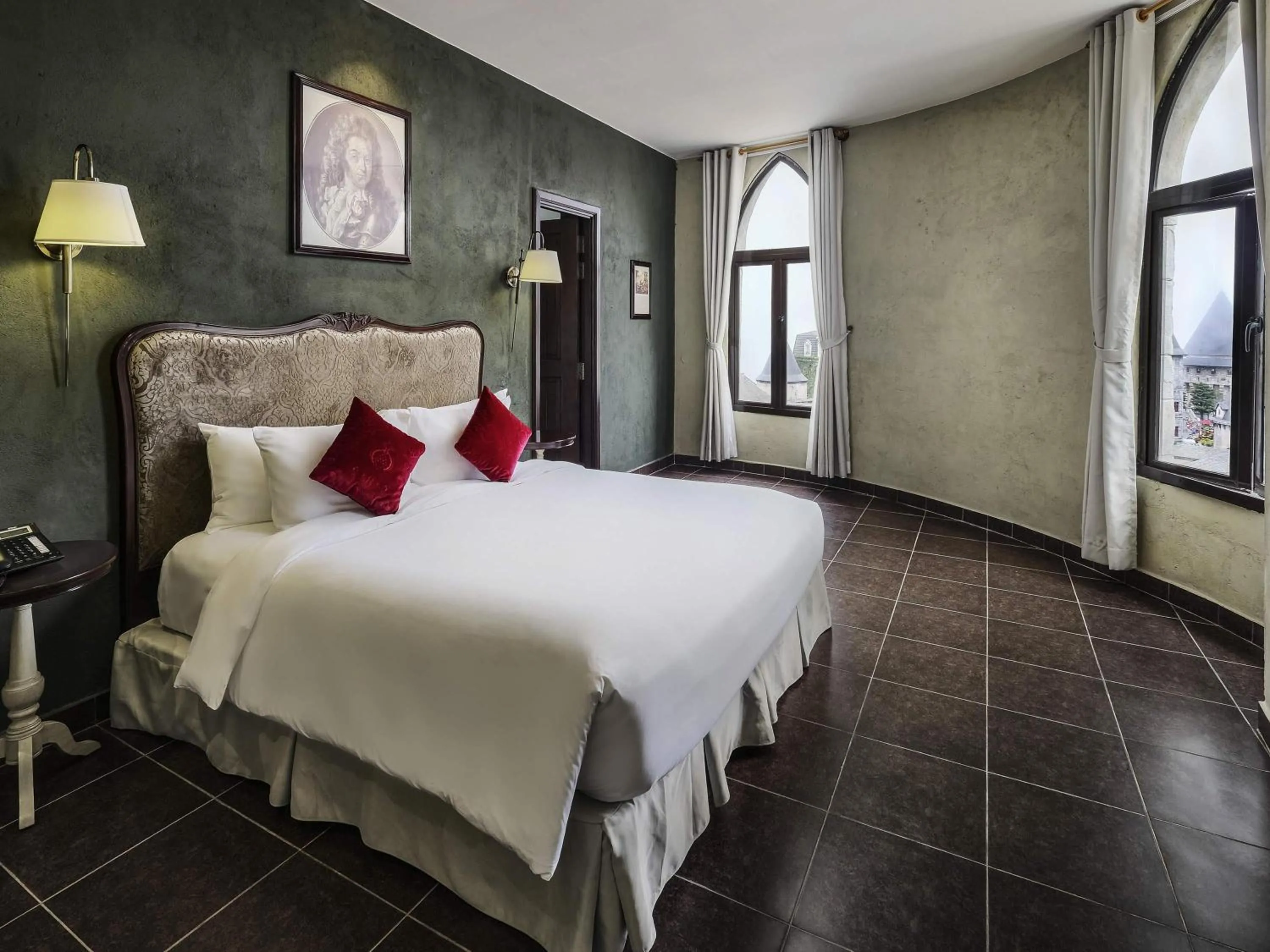 Bedroom, Bed in Mercure Danang French Village Bana Hills