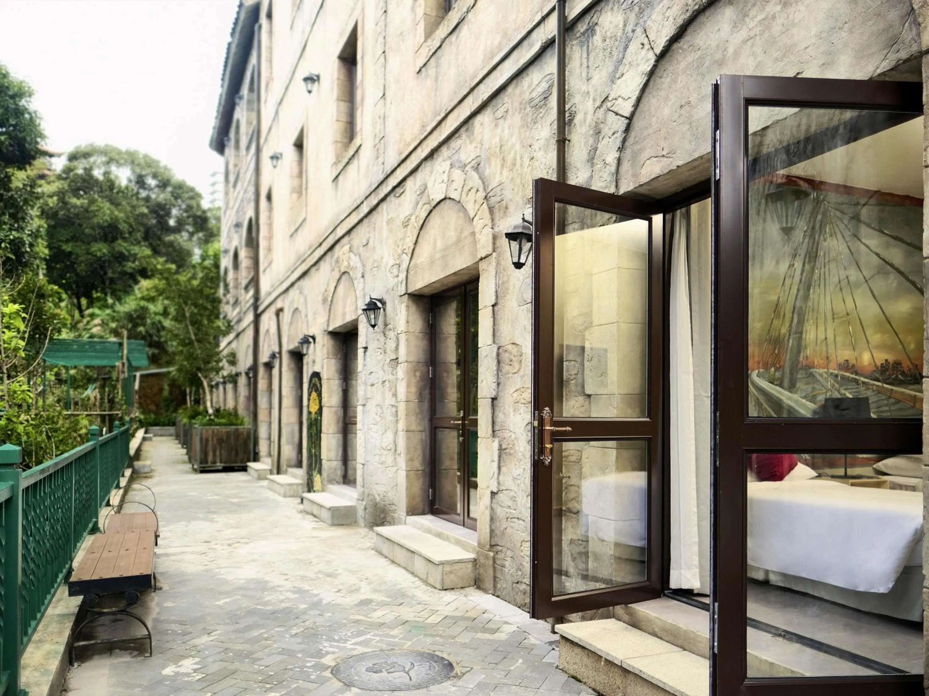 Bedroom in Mercure Danang French Village Bana Hills