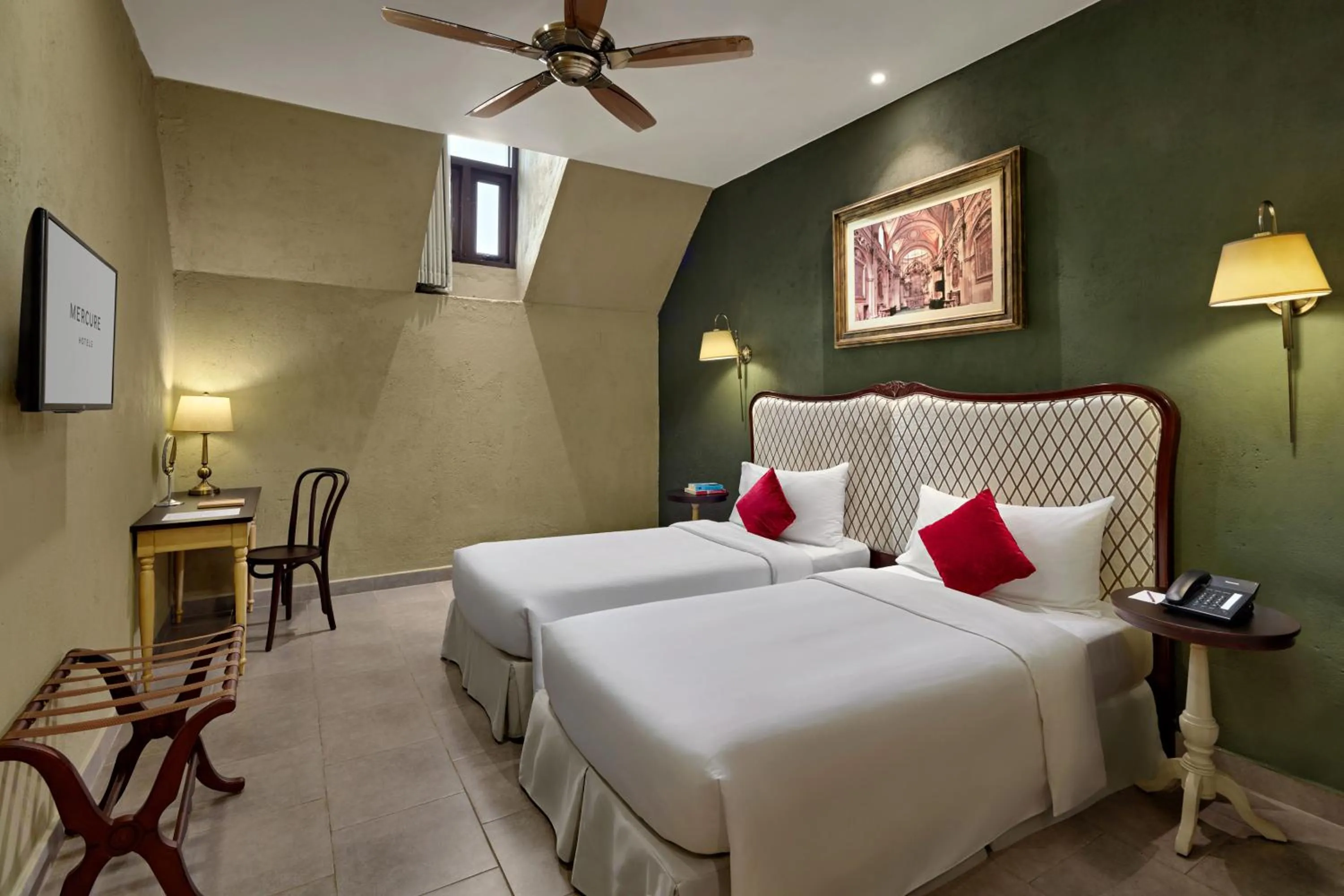 Bedroom, Bed in Mercure Danang French Village Bana Hills