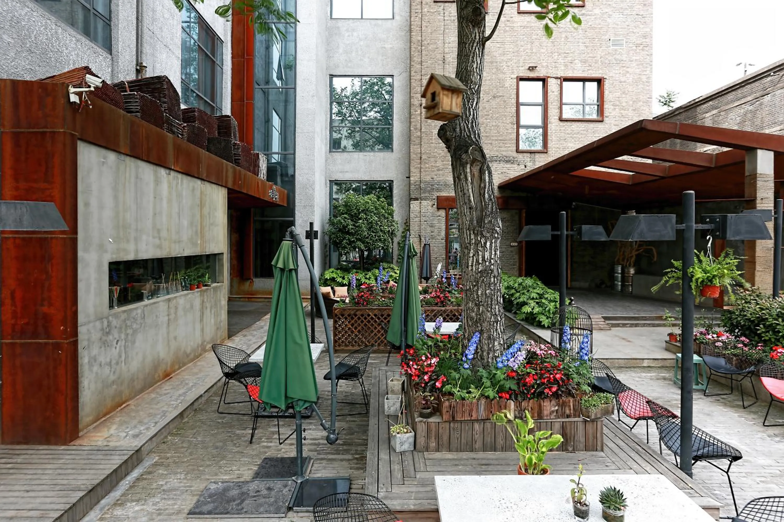 Garden in Time Tunnel Designer Hotel Xi'an