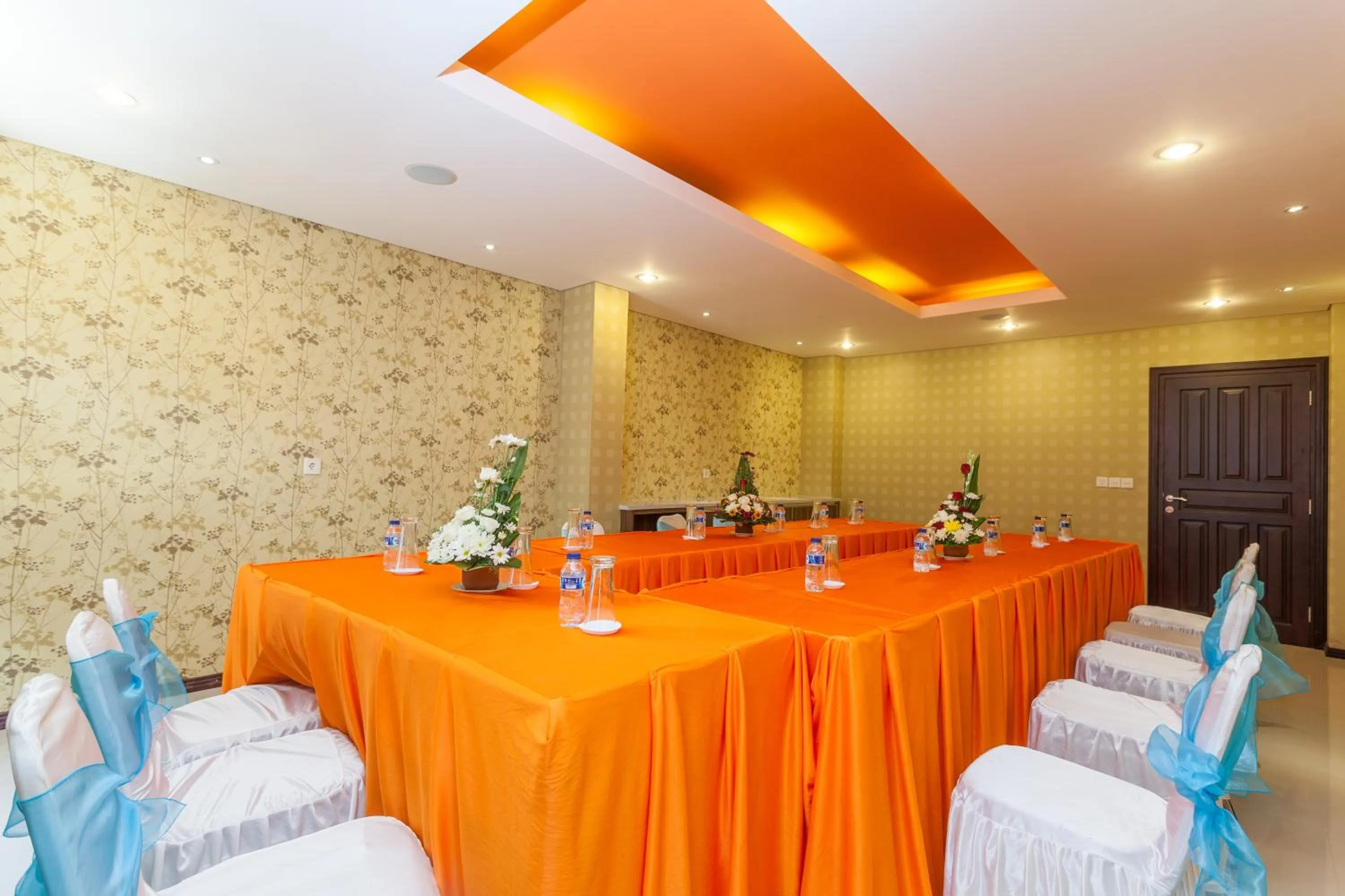 Meeting/conference room in Mahatma Residence