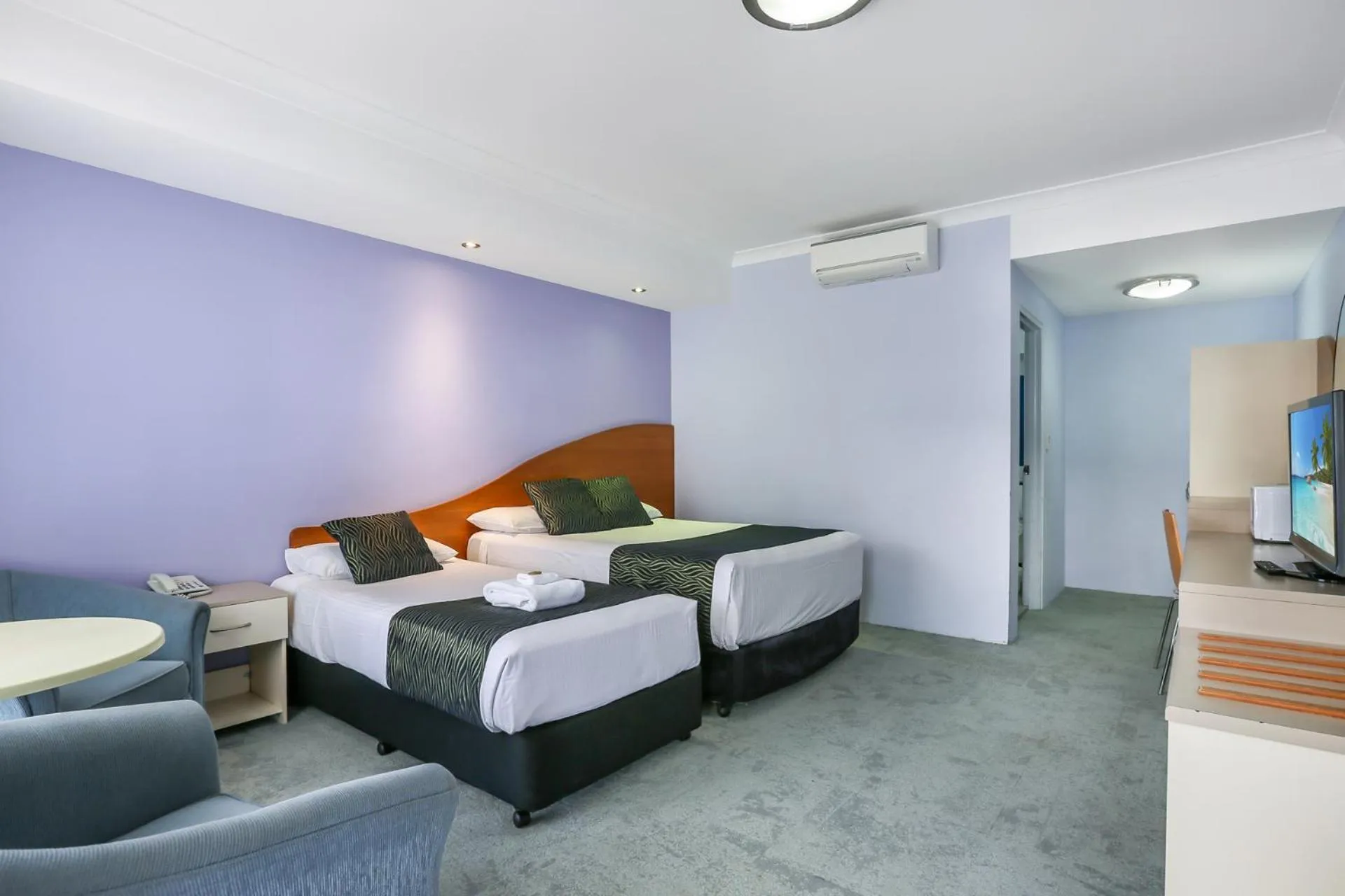 Photo of the whole room, Bed in Shellharbour Village Motel