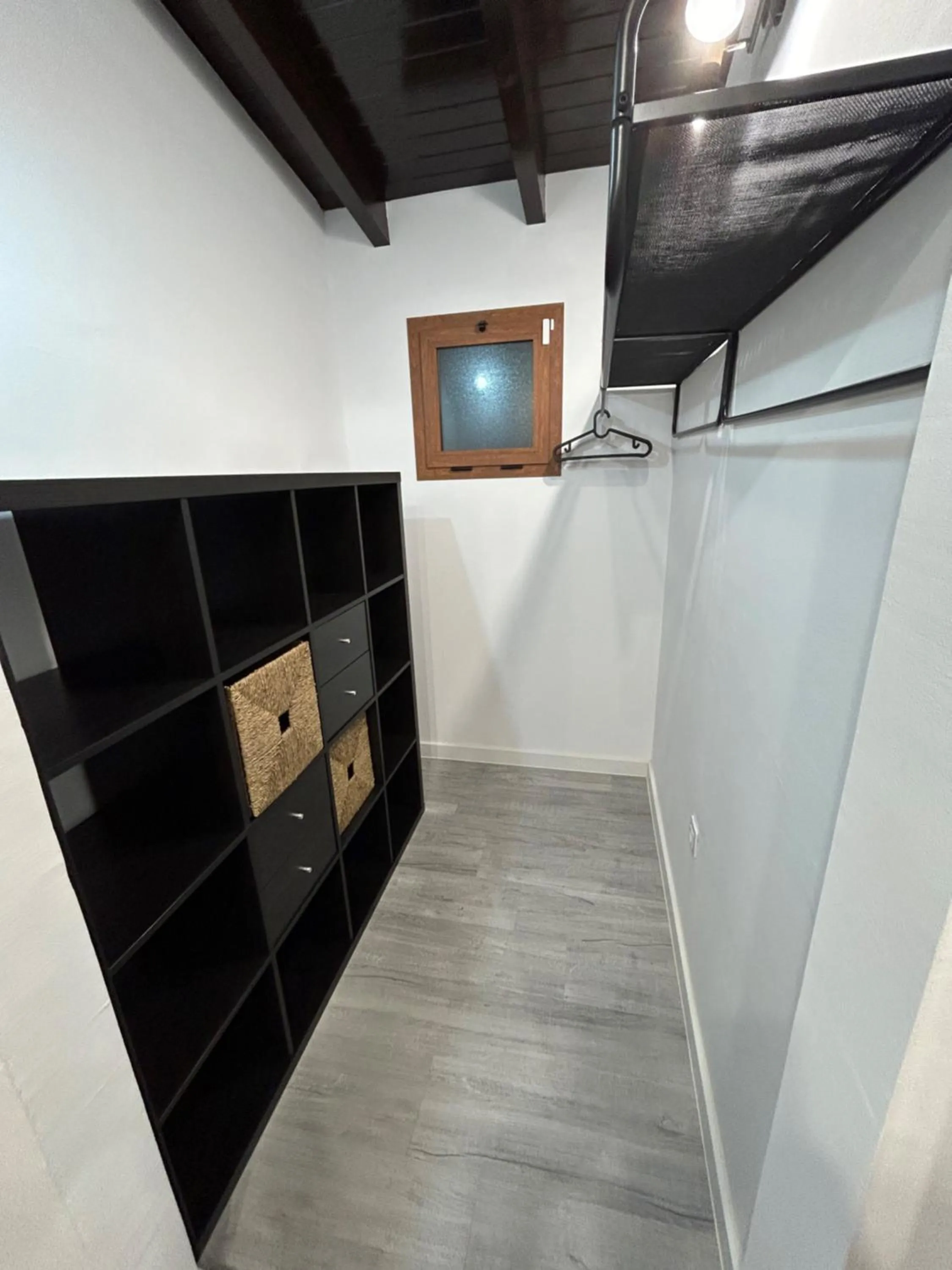 wardrobe in Hotel Rural Restaurante Mahoh