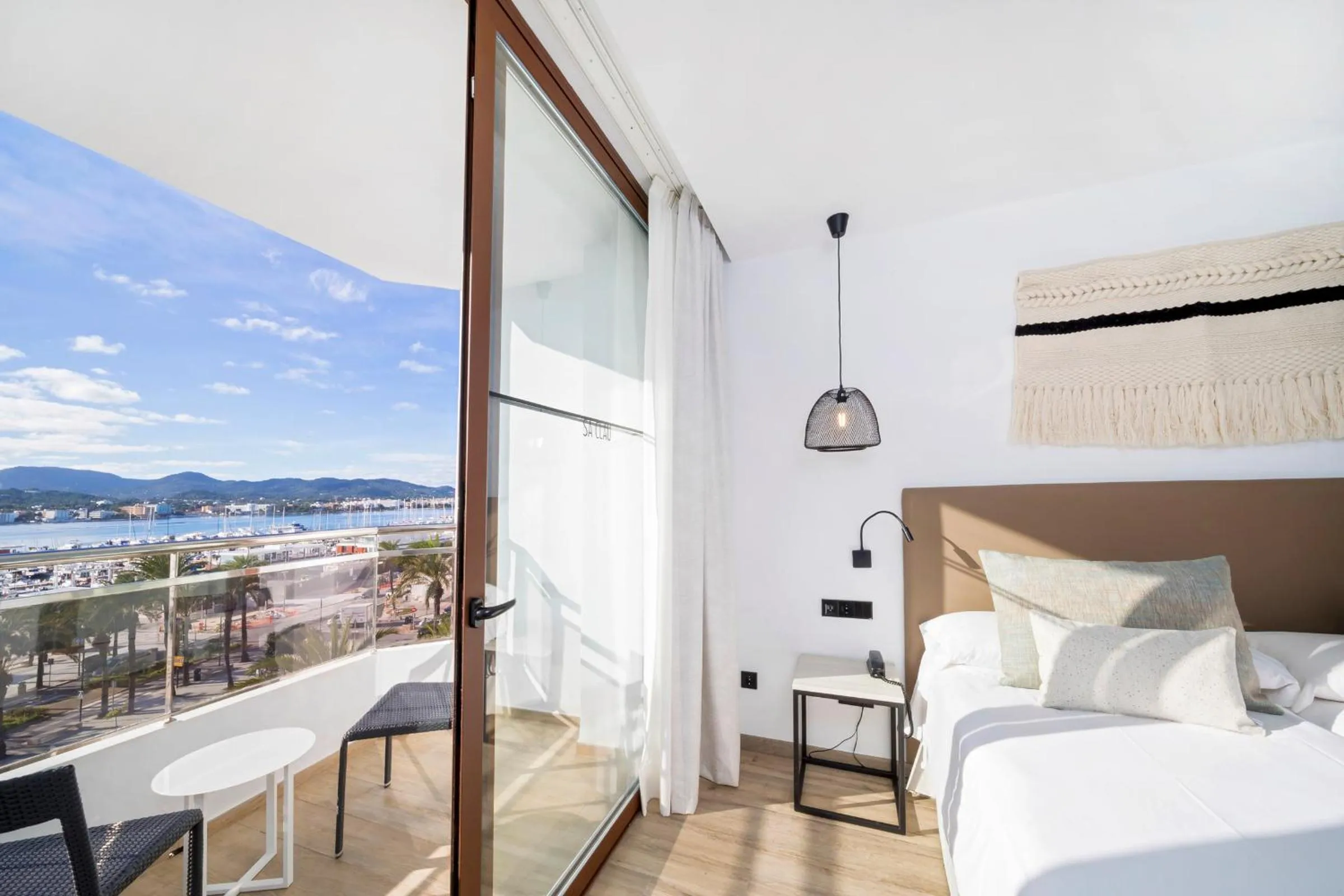 Balcony/Terrace, Bed in Hotel Sa Clau by Mambo