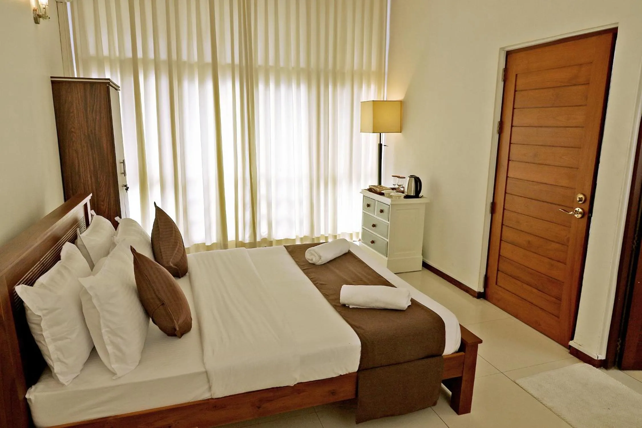 One-Bedroom Apartment in Colombo 7 Horton Residence