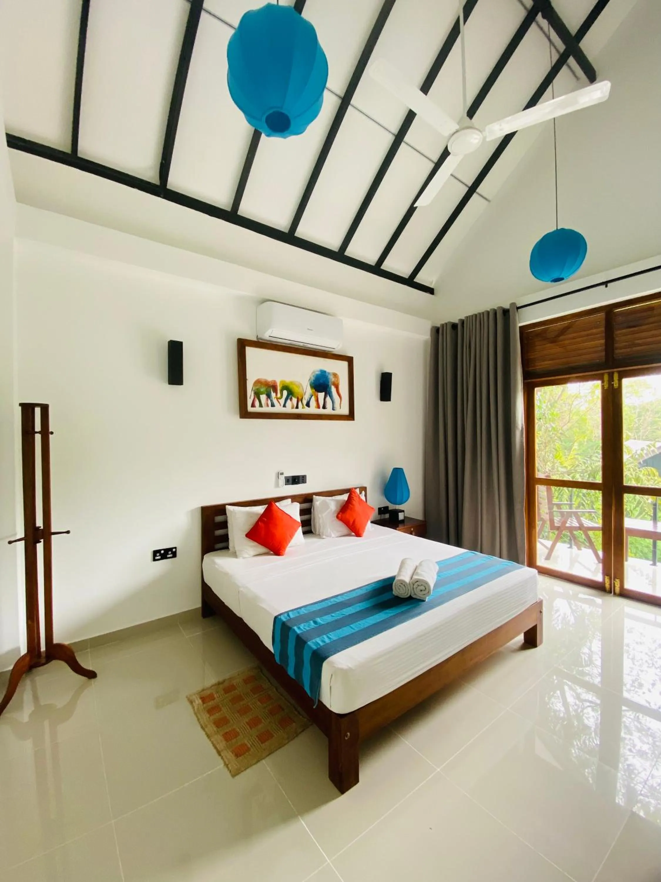 Property building, Bed in Hotel Athgira