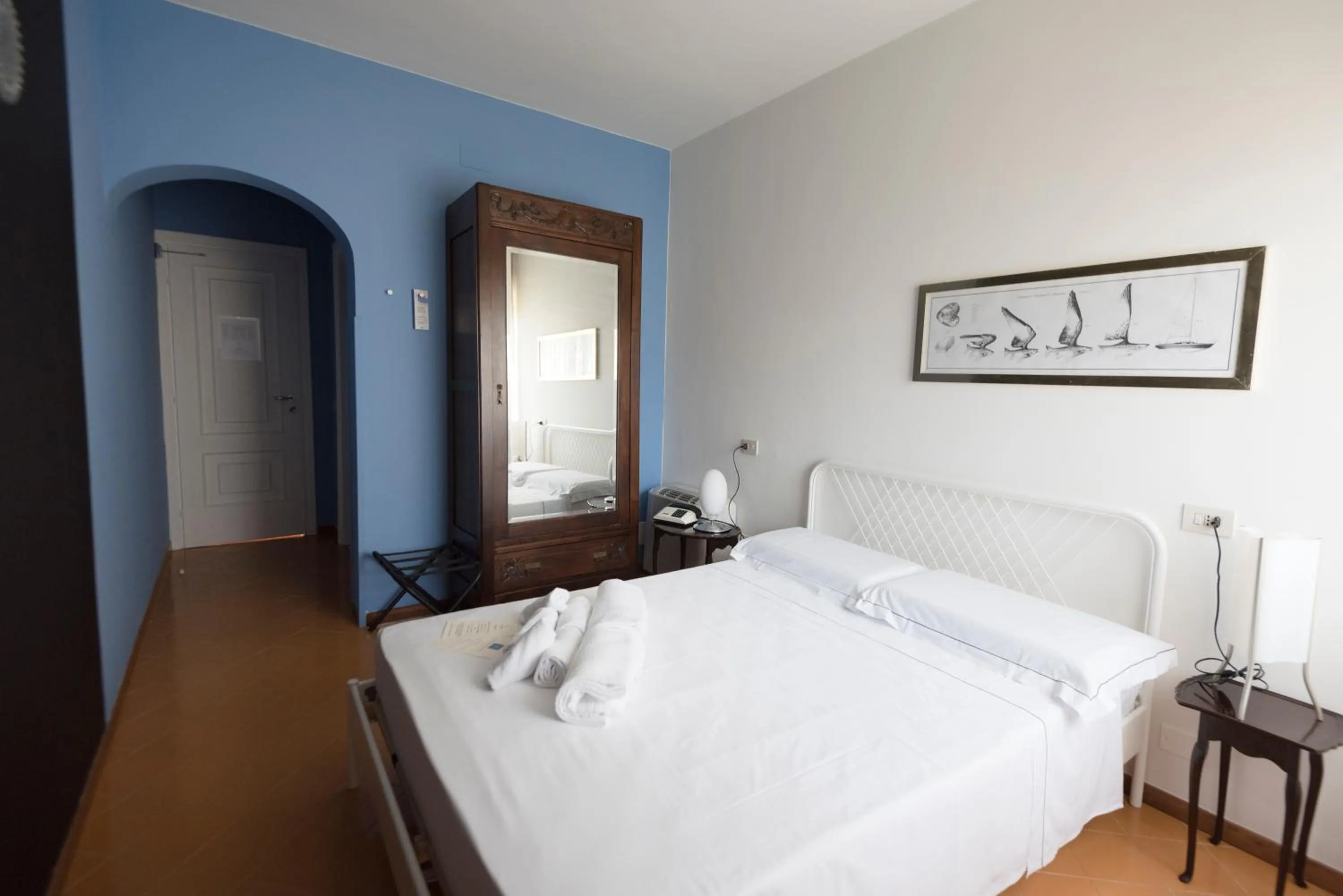 Bedroom in Mami Sabaudia Hotel